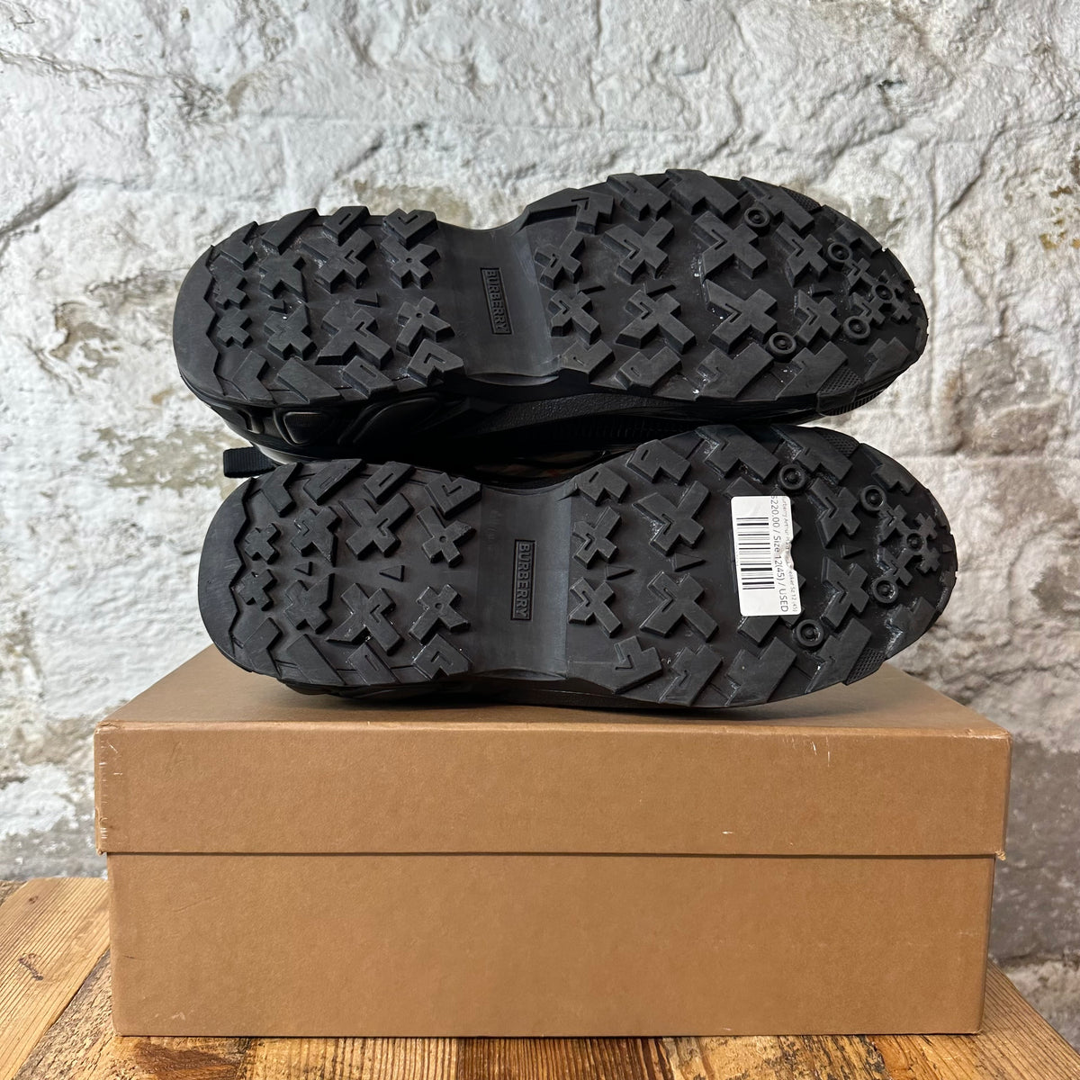 Burberry Arthur Plaid Black Sneaker Sz 12 (45)