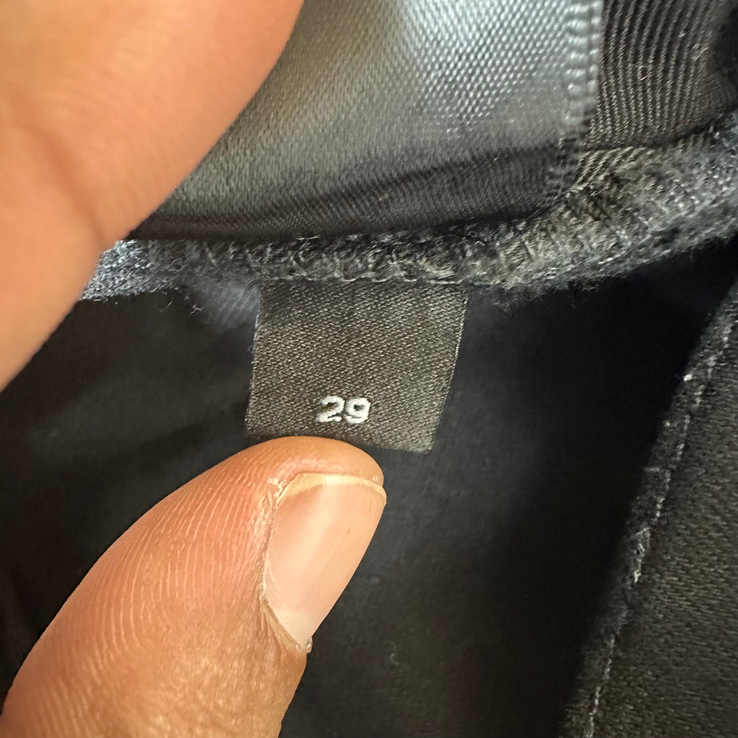 Amiri Knee Hole Plain Black Denim Jeans Sz 29