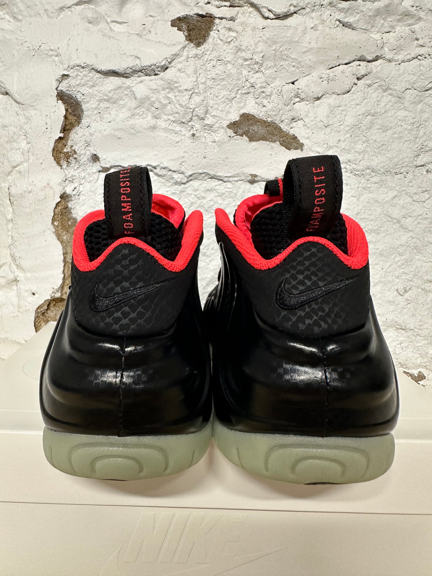Nike Air Foamposite Pro Yeezy Sz 10.5 DS
