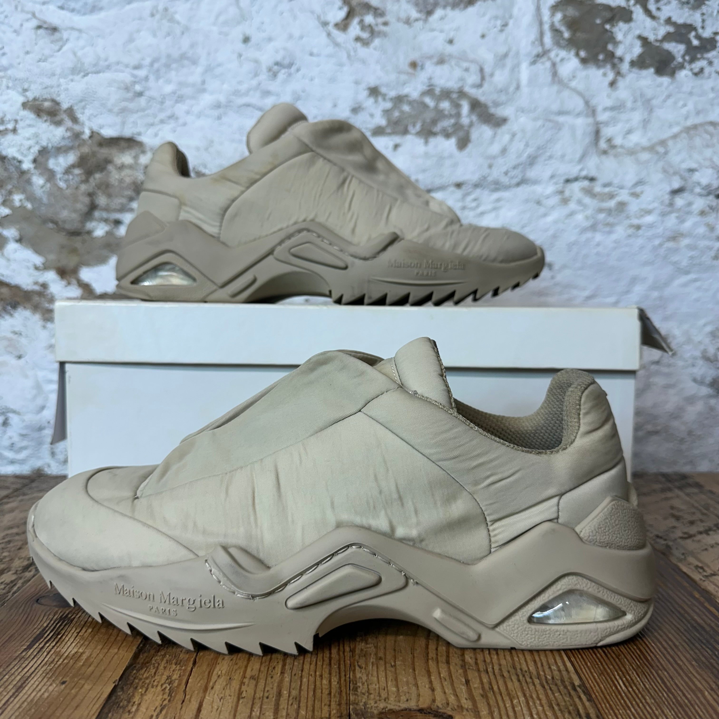 Maison Margiela Beige Future Runner Sneaker Sz 8 (41)