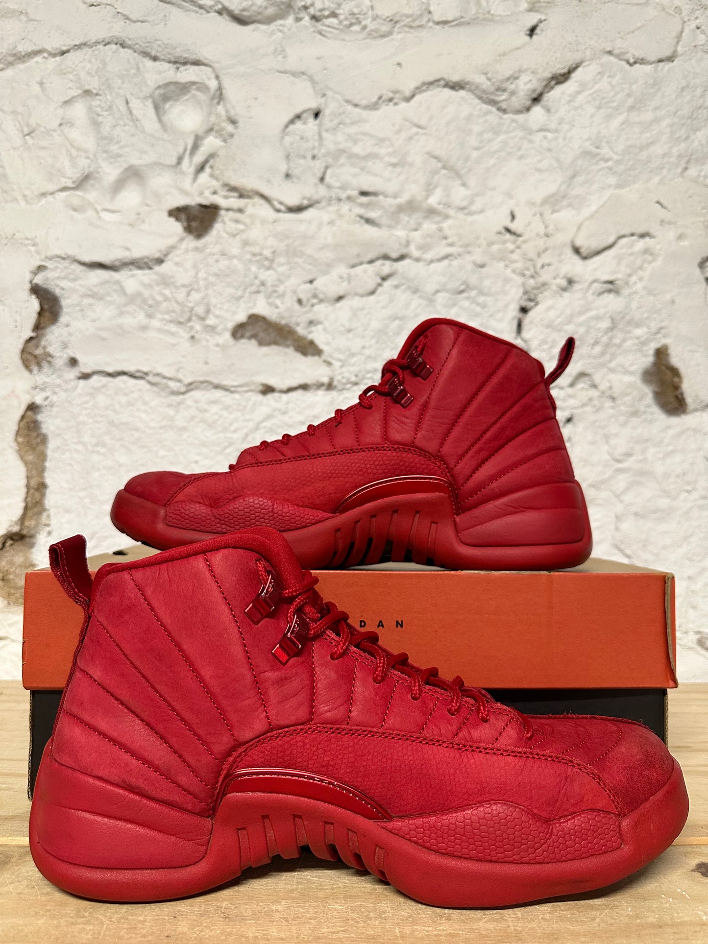 Air Jordan 12 Gym Red Sz 9.5