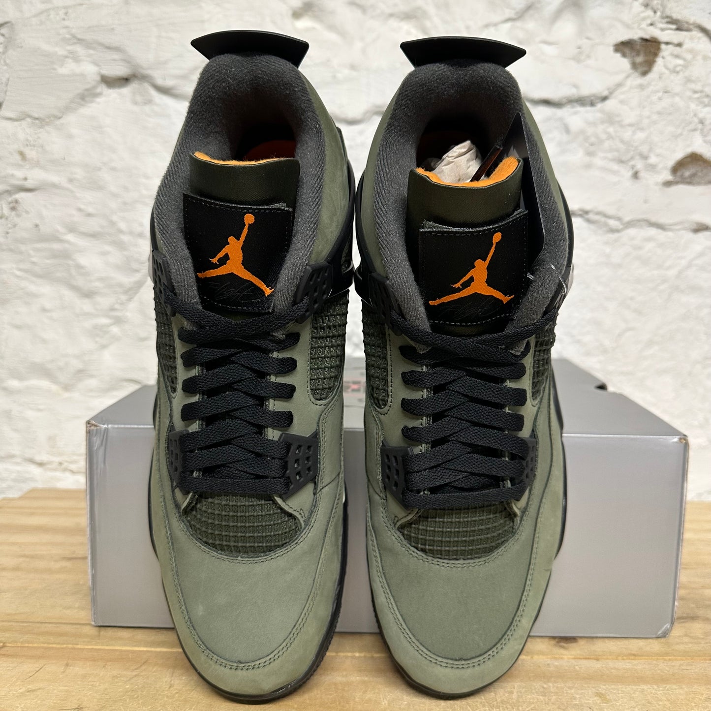 Air Jordan 4 Undefeated Sz 13 DS
