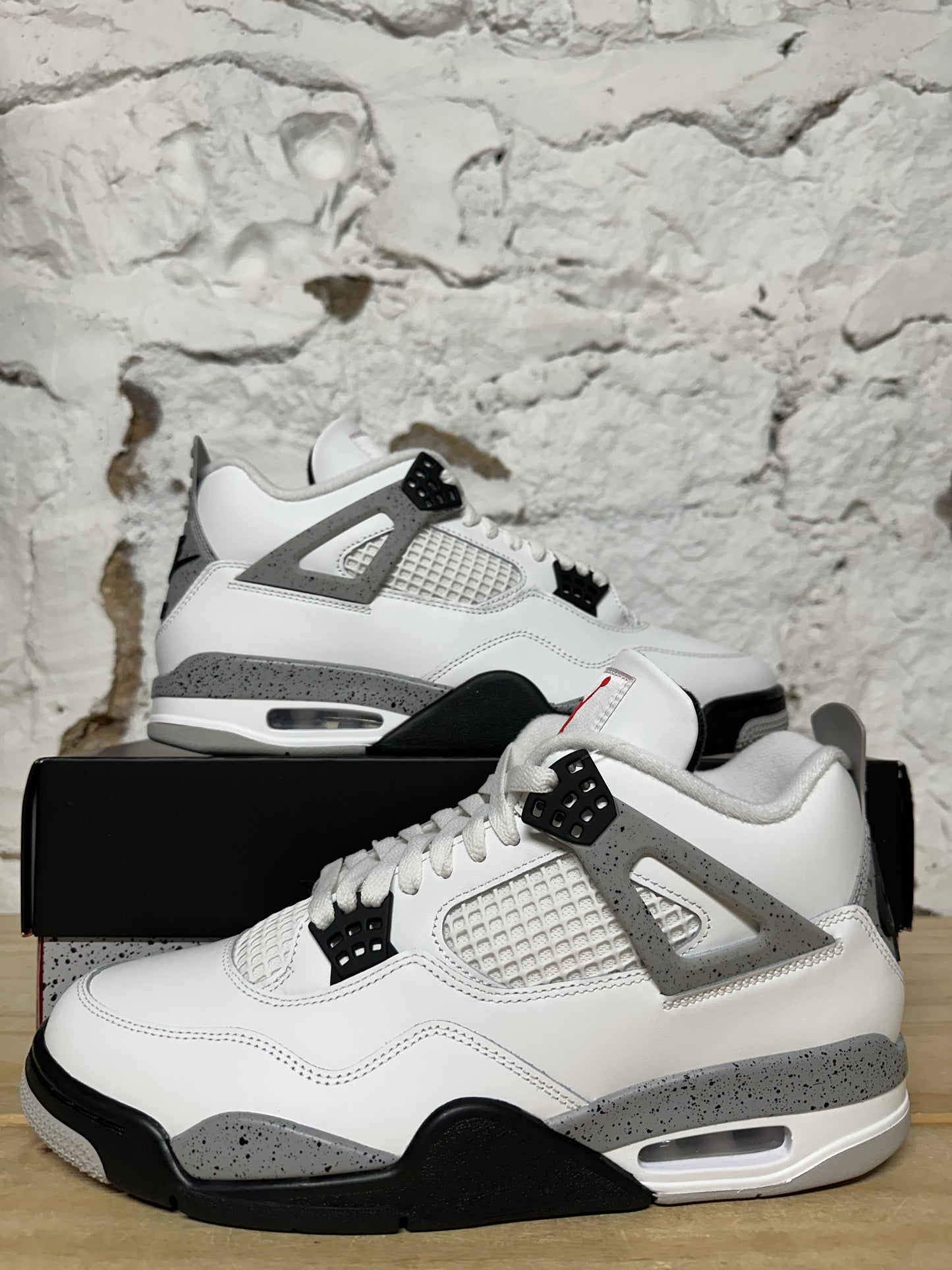 Air Jordan 4 White Cement (2025) Sz 11 DS