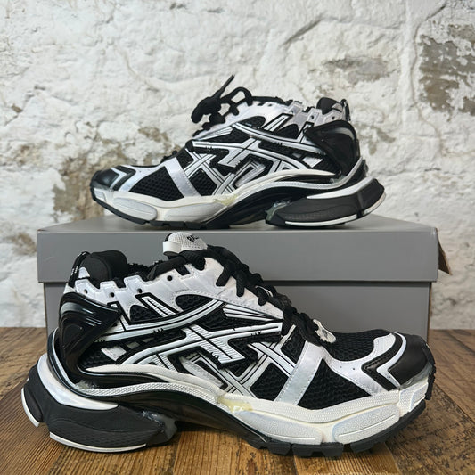 Balenciaga Runner Black White Sneaker