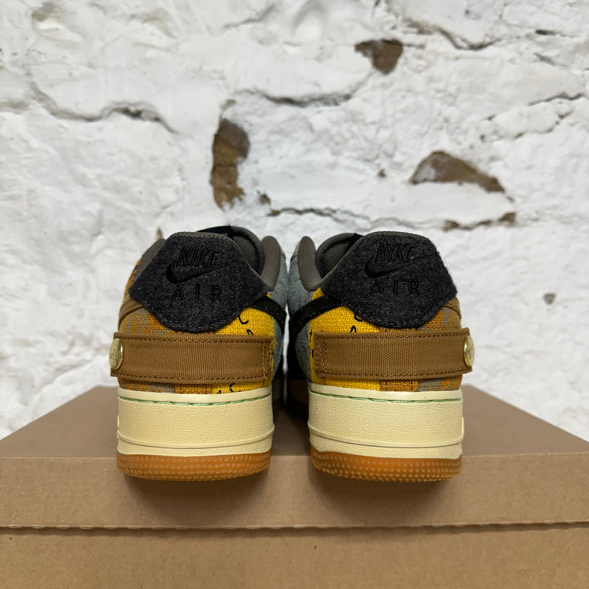 Nike Air Force 1 Low Travis Scott Cactus Jack Sz 10