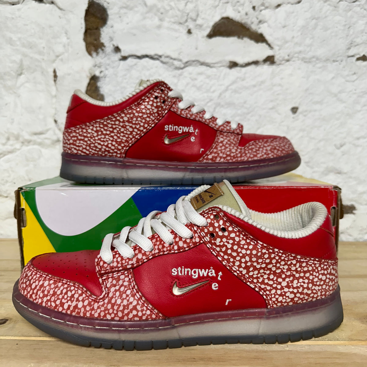 Nike SB Dunk Low Stingwater Magic Mushroom Sz 9