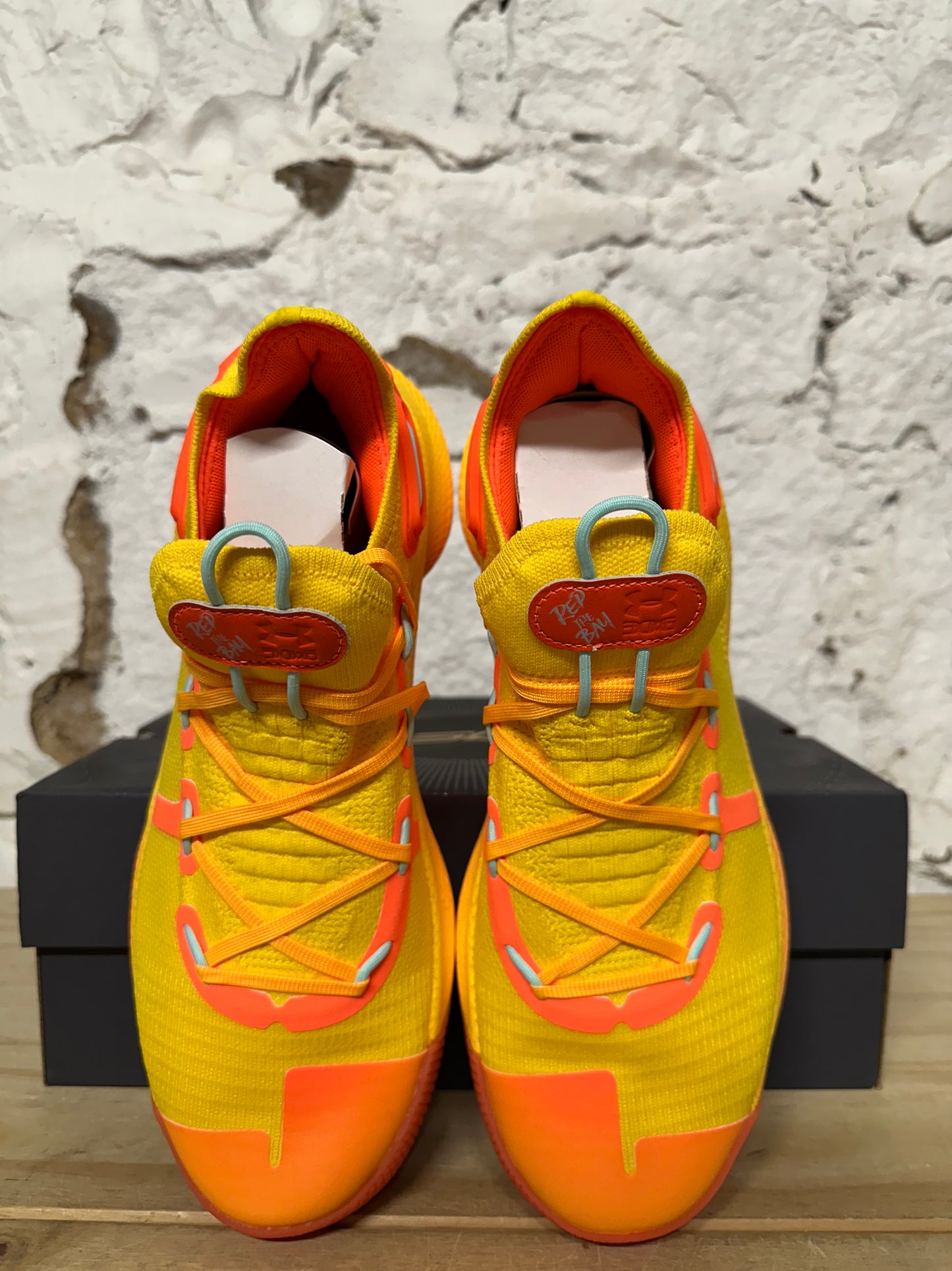 Under Armour Curry 6 Rep The Bay Yellow Sz 10.5 DS