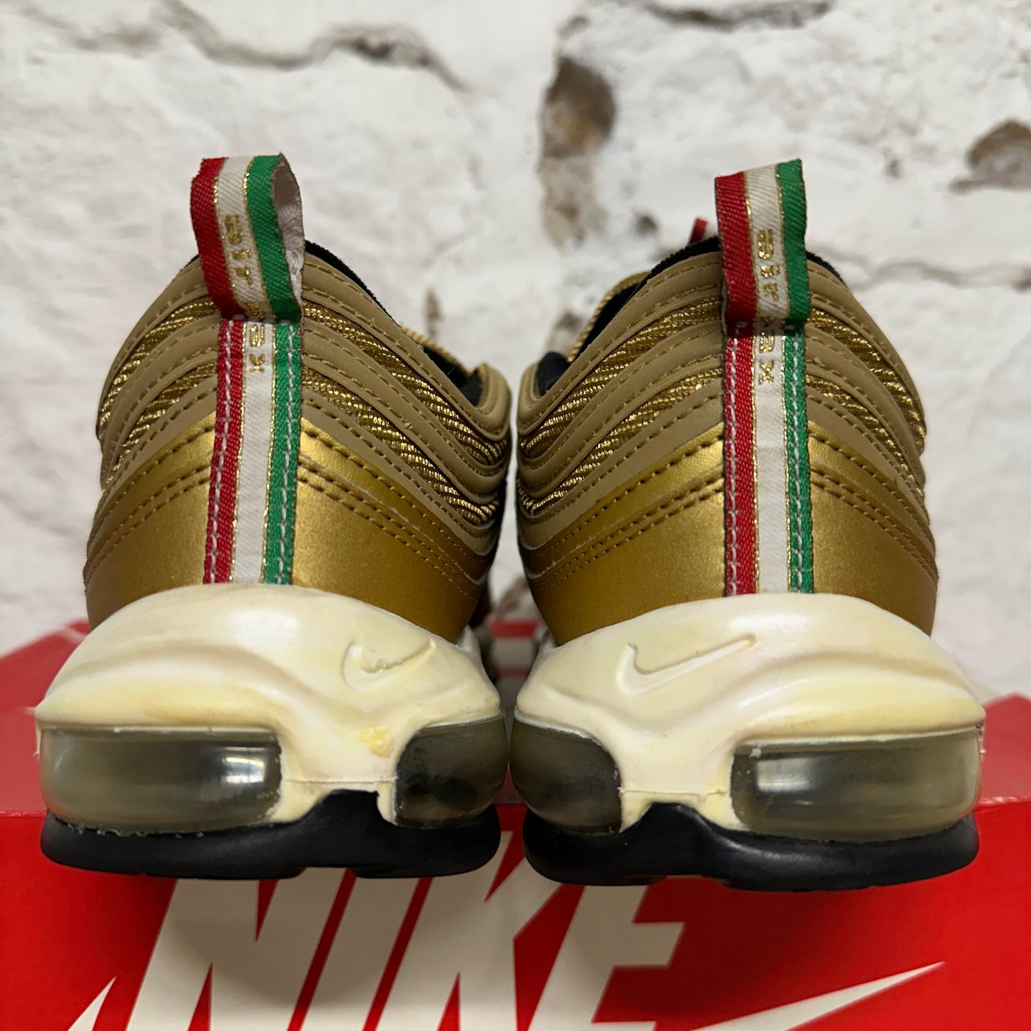 Nike Air Max 97 Metallic Gold Italy Sz 12