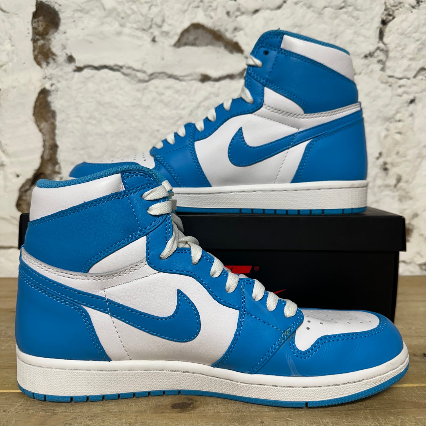 Air Jordan 1 High UNC (2015) Sz 8
