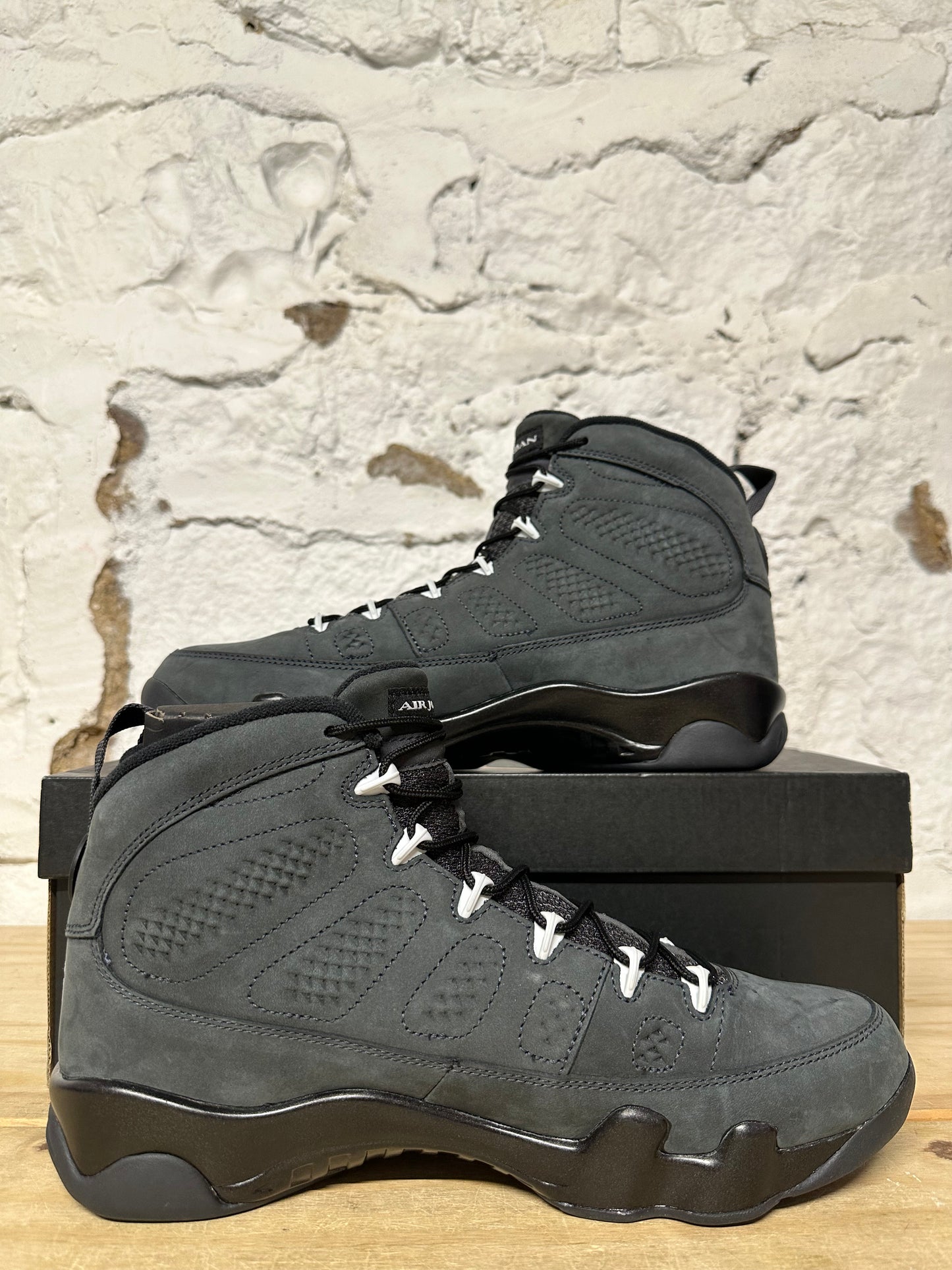 Air Jordan 9 Anthracite Sz 10.5 DS