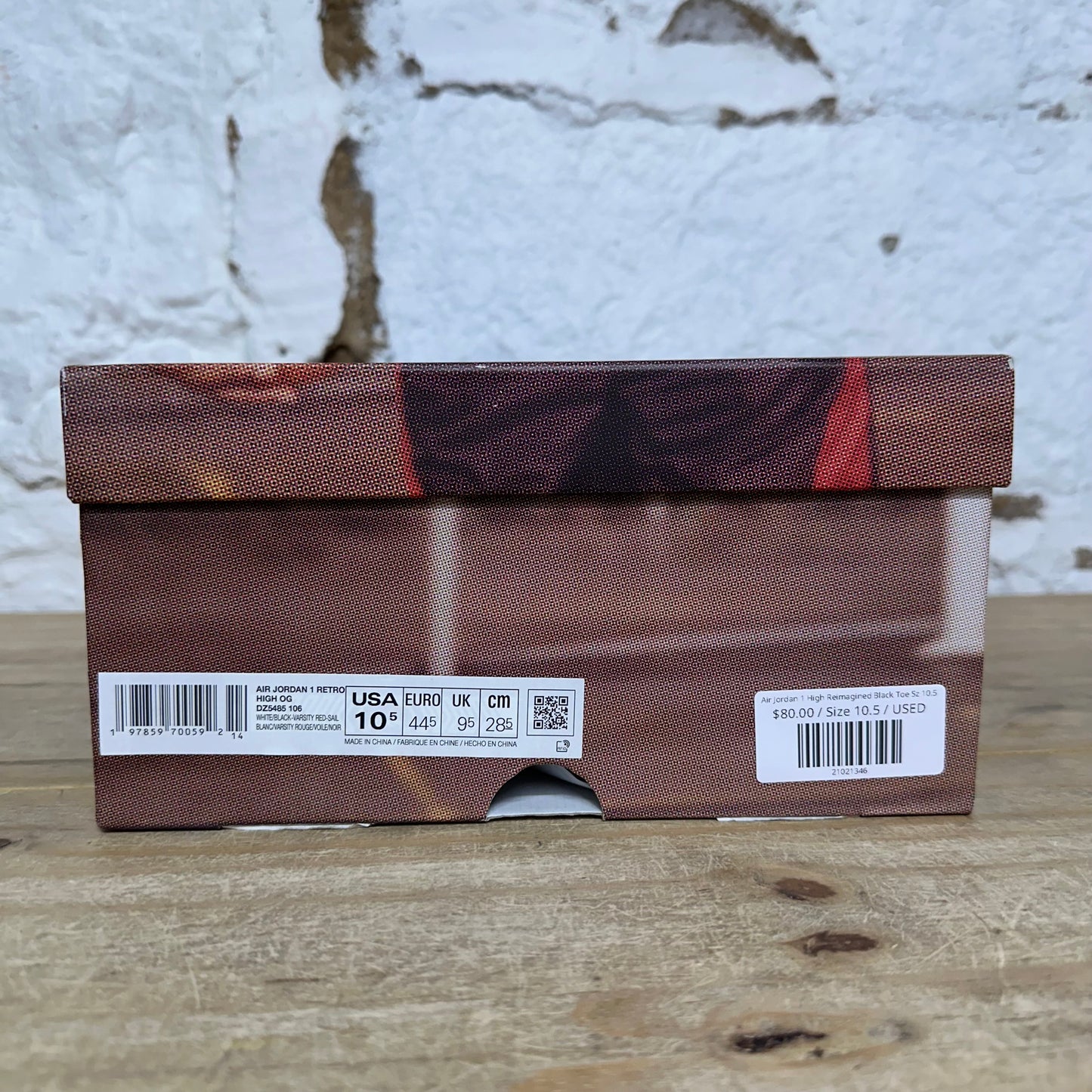 Air Jordan 1 High Black Toe Reimagined Sz 10.5