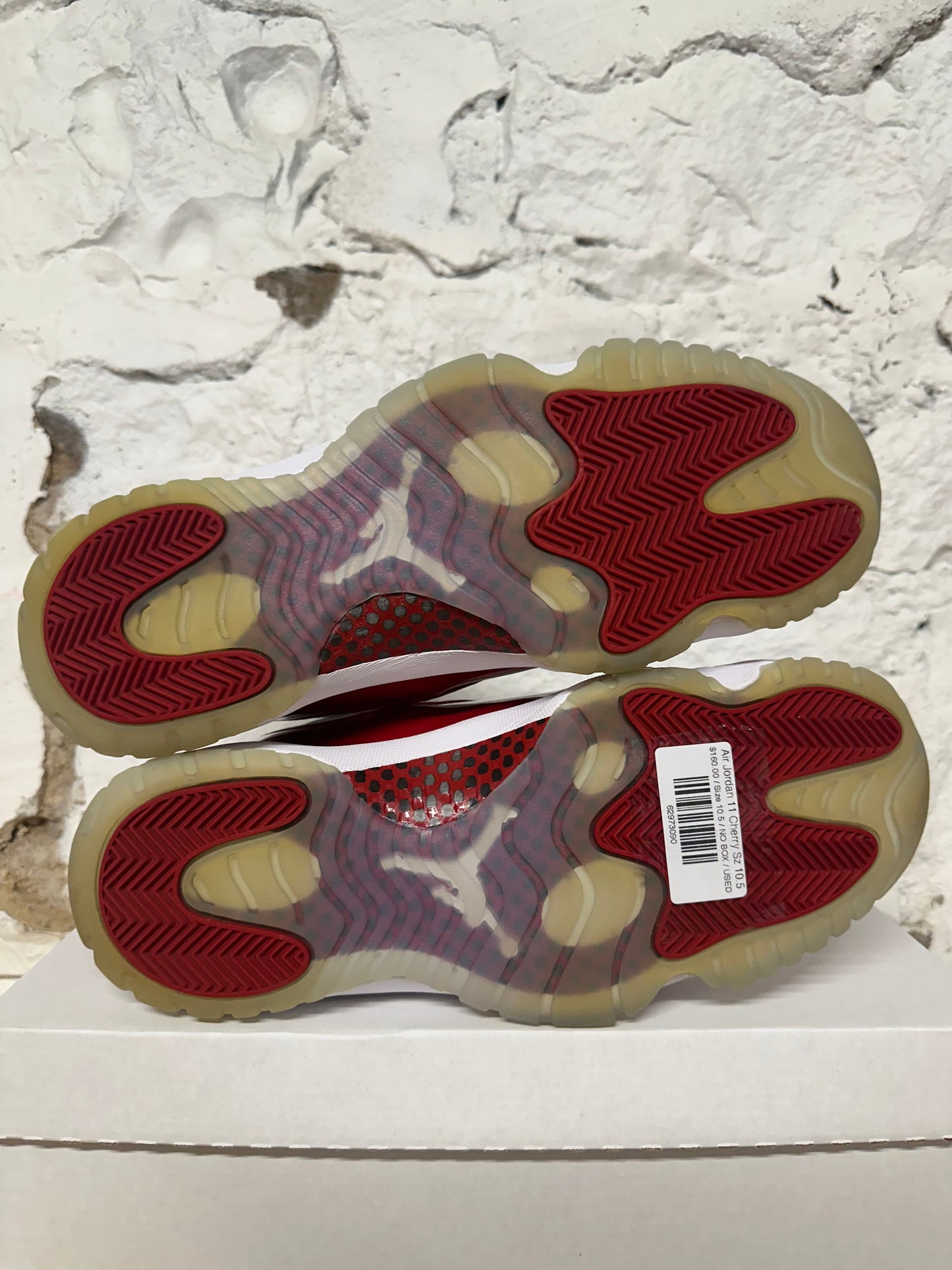 Air Jordan 11 High Cherry Sz 10.5