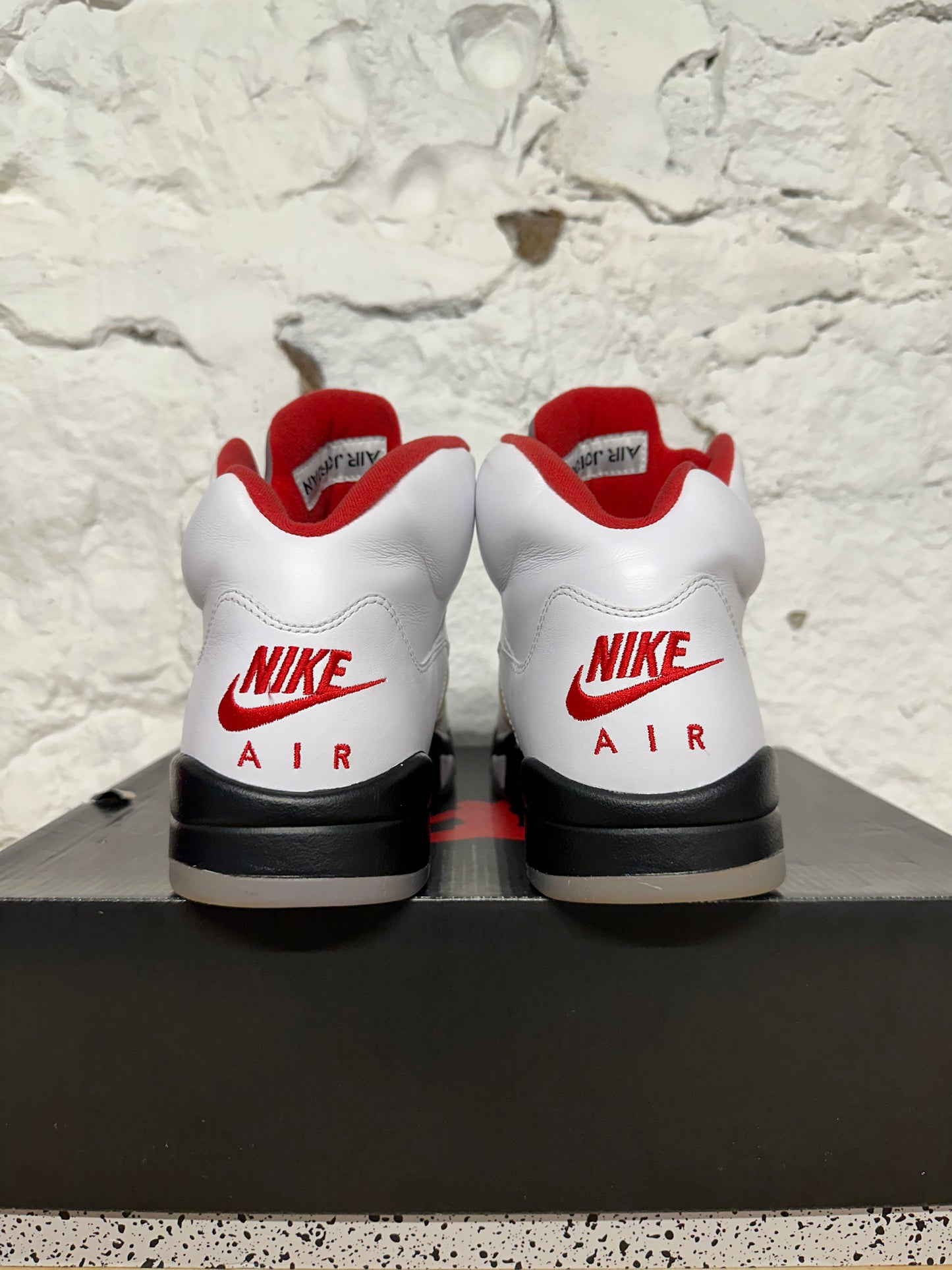 Air Jordan 5 Fire Red Silver Tongue Sz 11