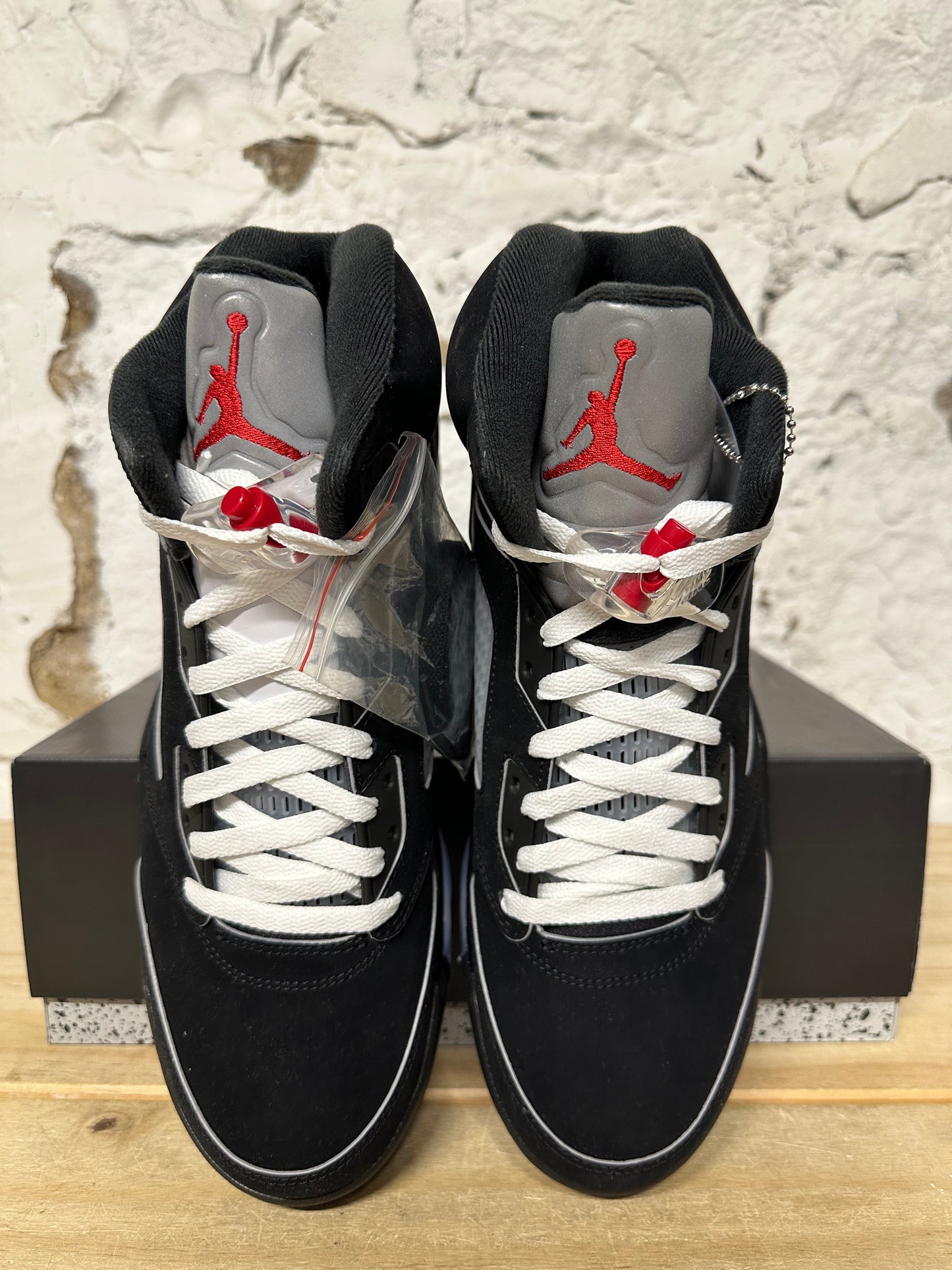 Air Jordan 5 Black Metallic Reimagined Sz 12 DS