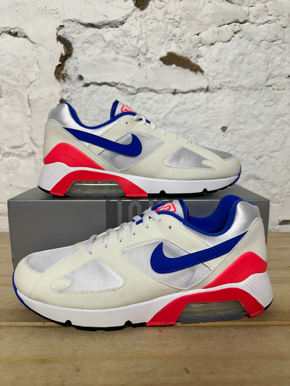 Nike Air Max 180 Ultramarine Sz 9
