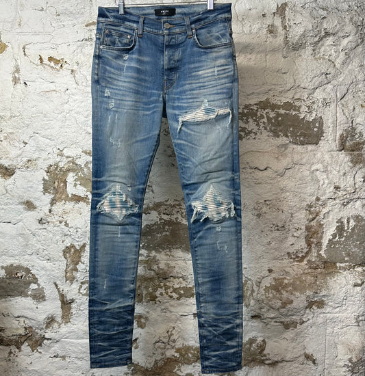 Kaws Globe White T-Shirt Sz XL