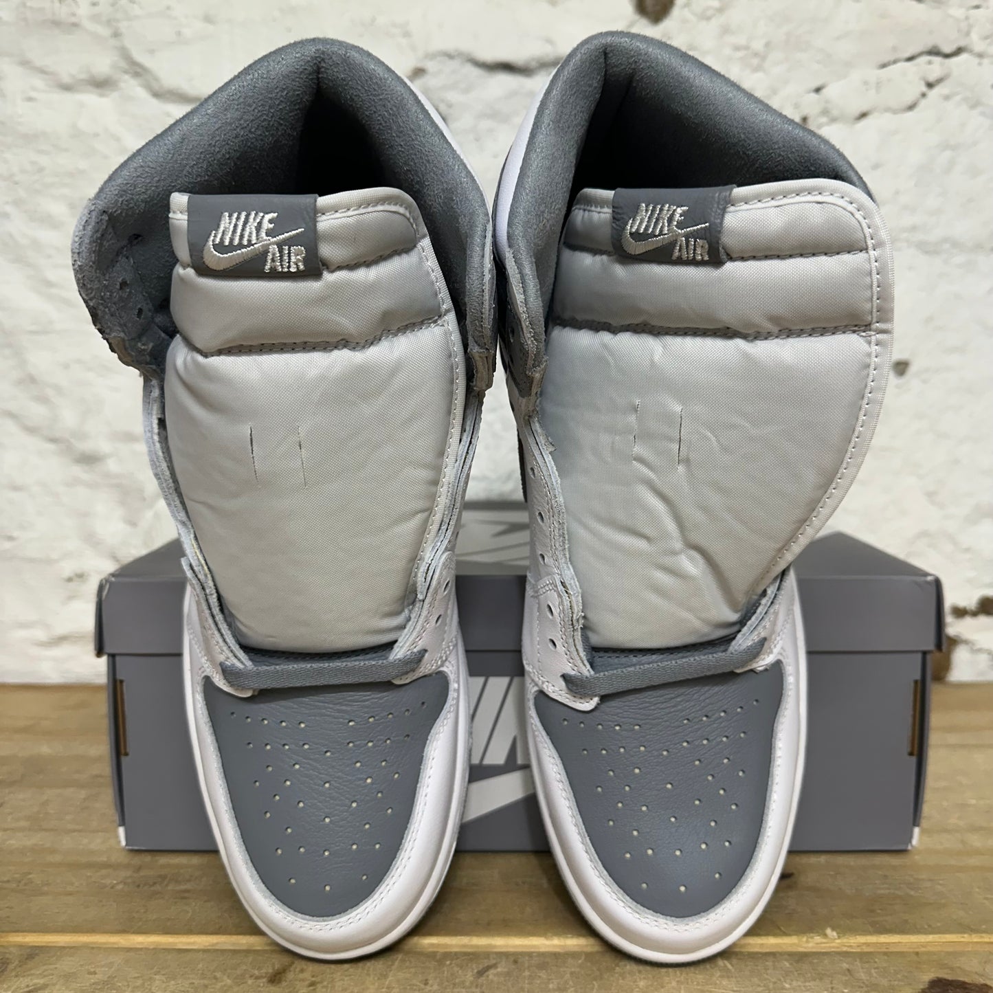 Air Jordan 1 High Stealth Sz 10.5 DS