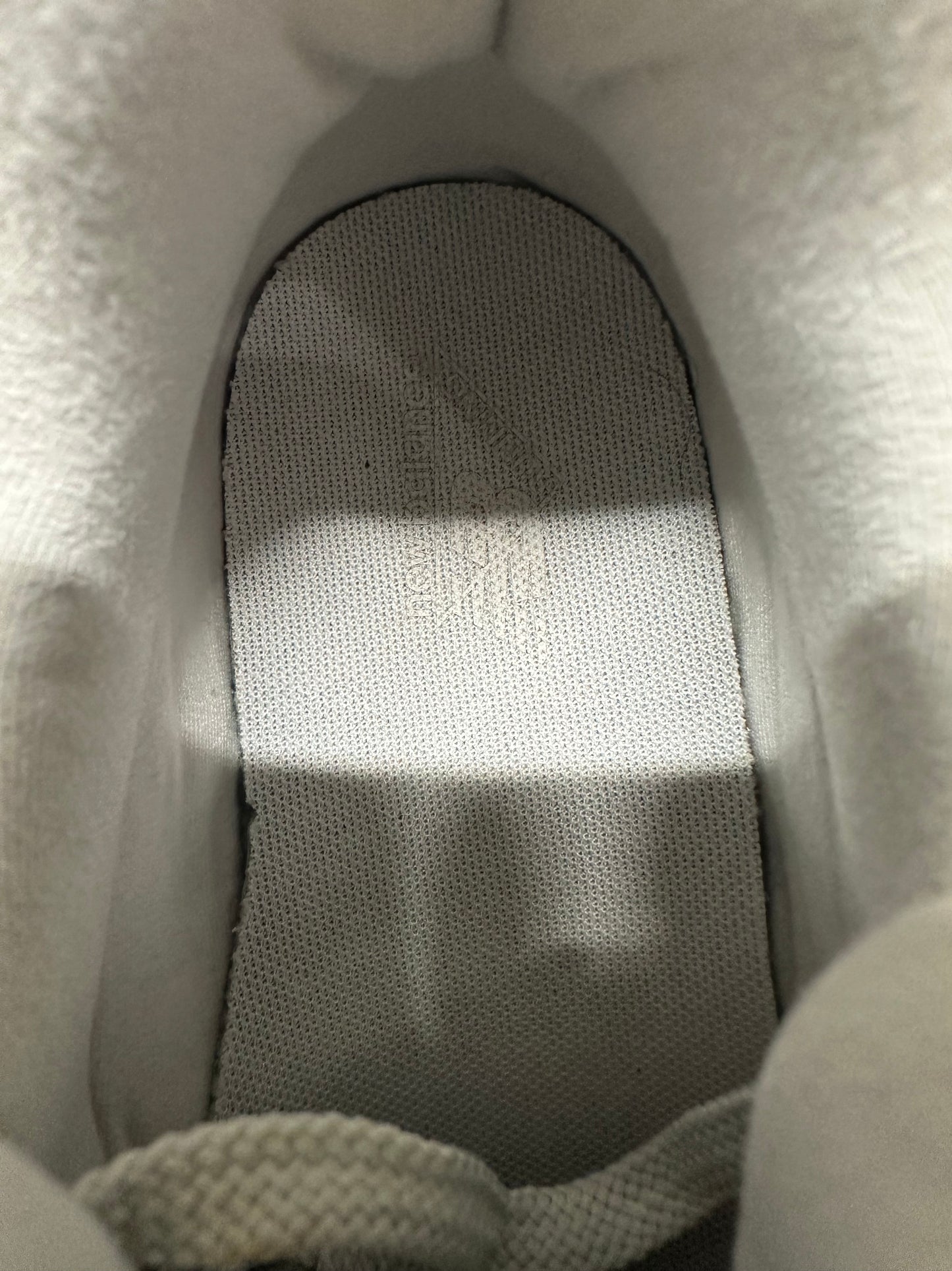 New Balance 9060 December Sky Sz 9