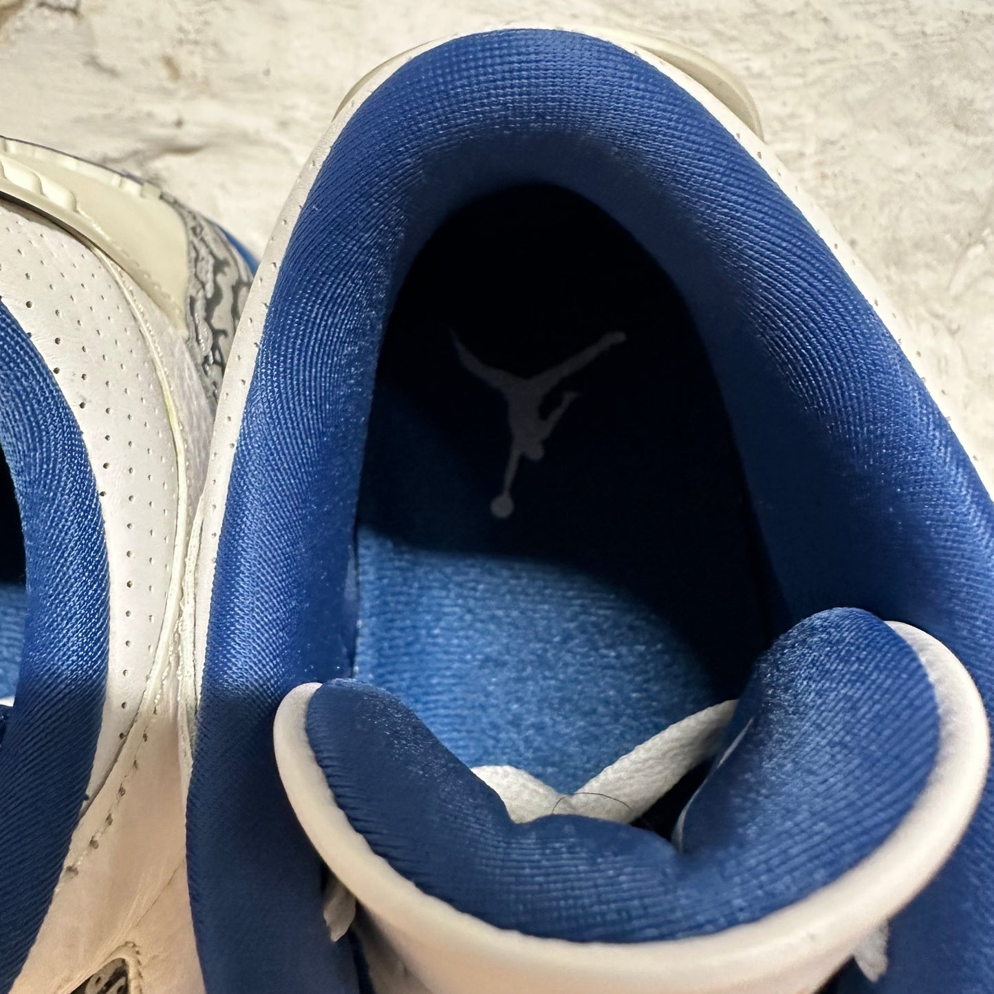 Air Jordan 3 Wizards Sz 8.5