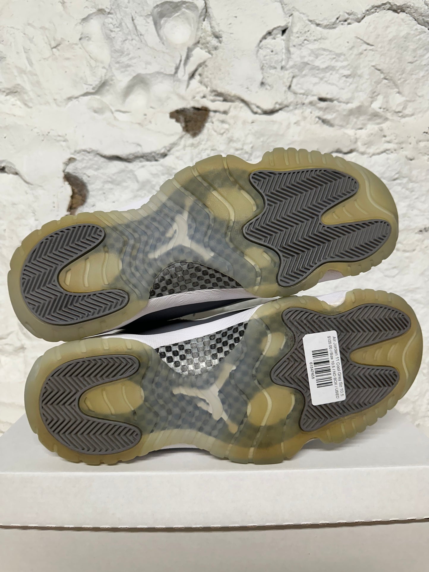 Air Jordan 11 High Cool Grey Sz 10.5