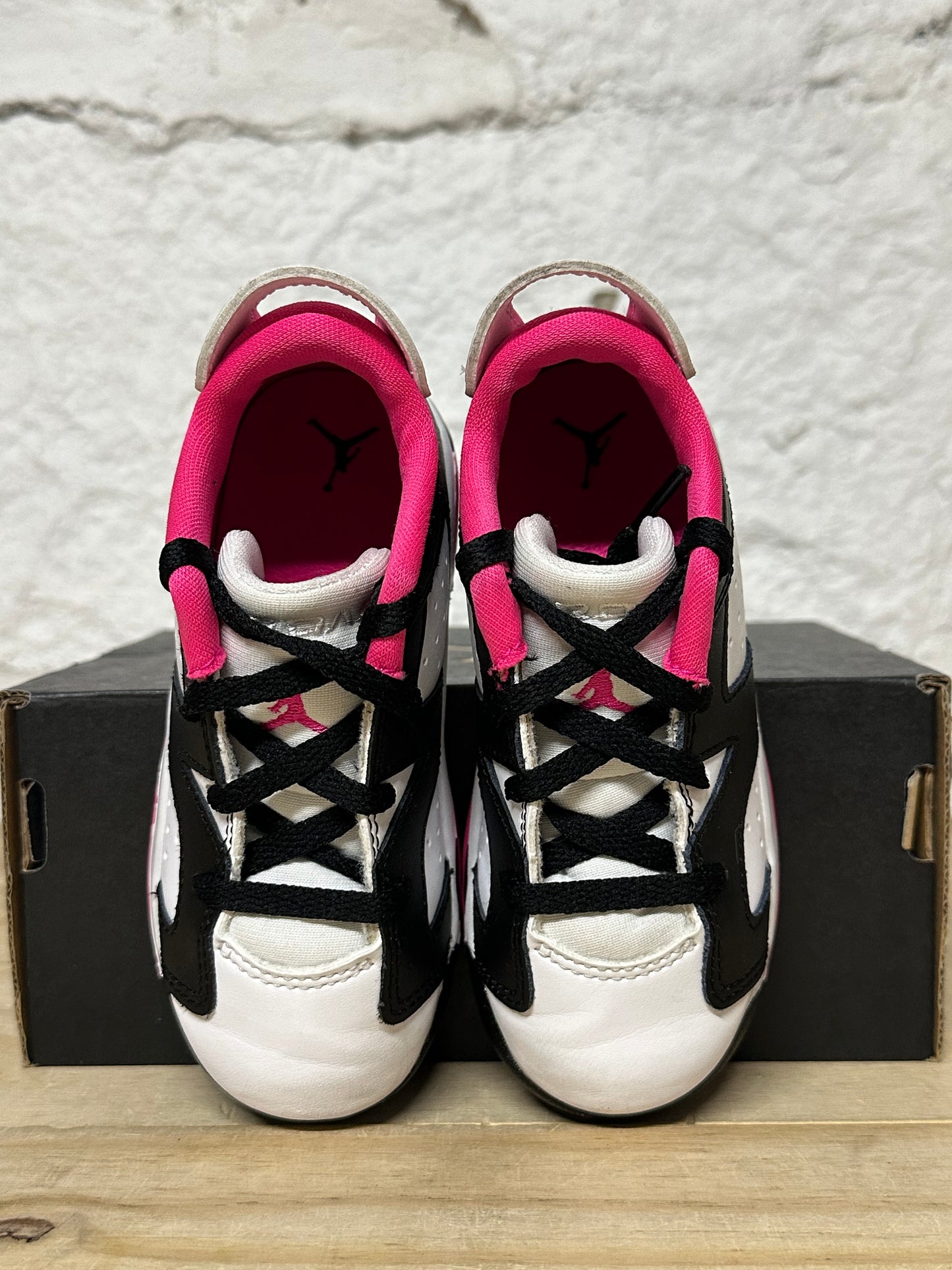 Air Jordan 6 Low Fierce Pink Sz 8C