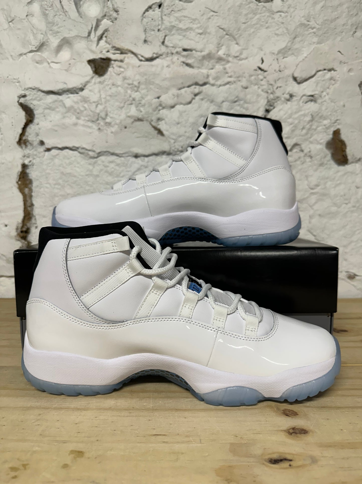 Air Jordan 11 High Legend Blue (2024) Sz 11.5 DS