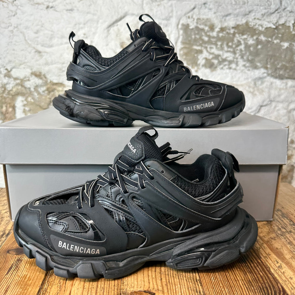 Balenciaga Track Runner Triple Black Sneaker Sz 7 (40)