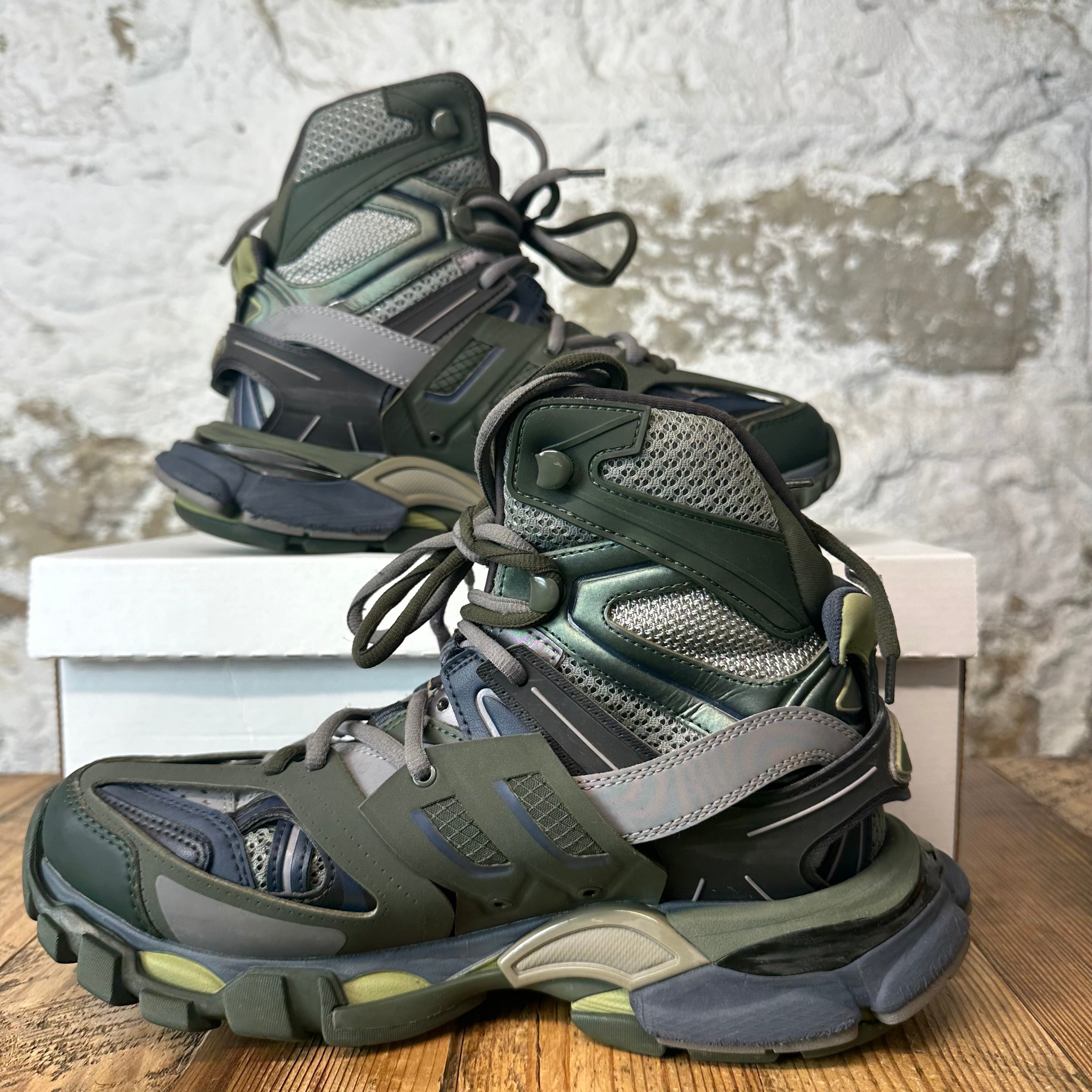 Balenciaga High Green Navy Track Runner Sneaker Sz 6.5 (39)