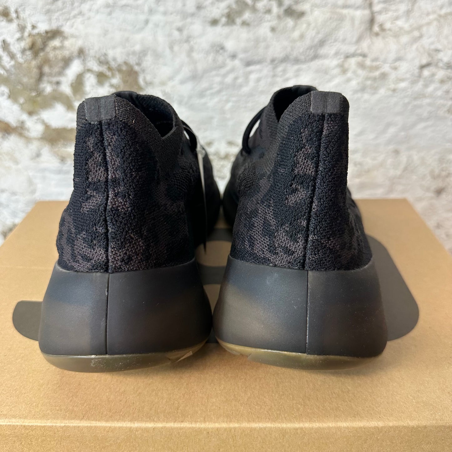 Yeezy 380 Onyx Sz 10.5 DS