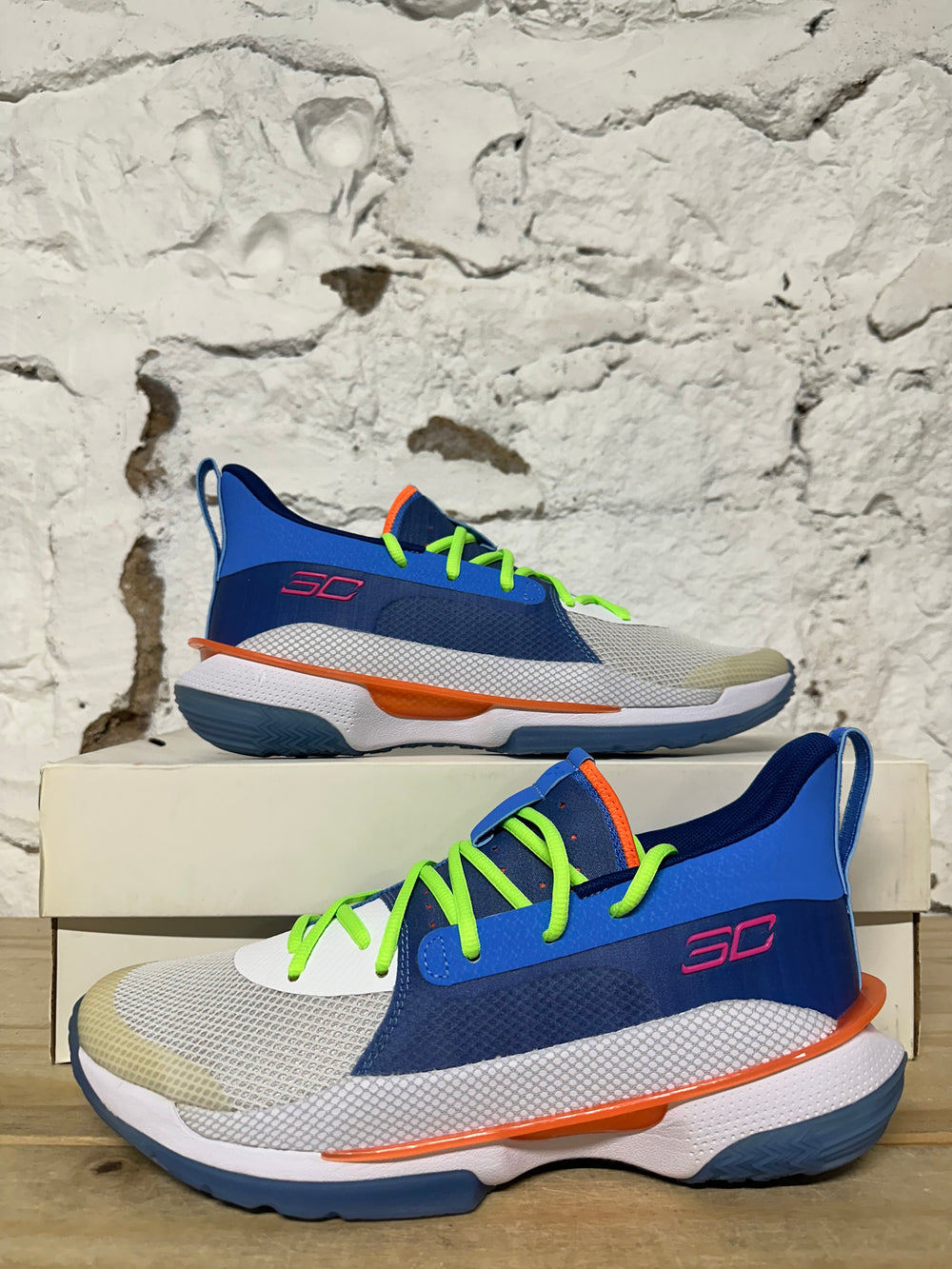 Under Armour Curry 7 Super Soaker Christmas Sz 10.5 DS