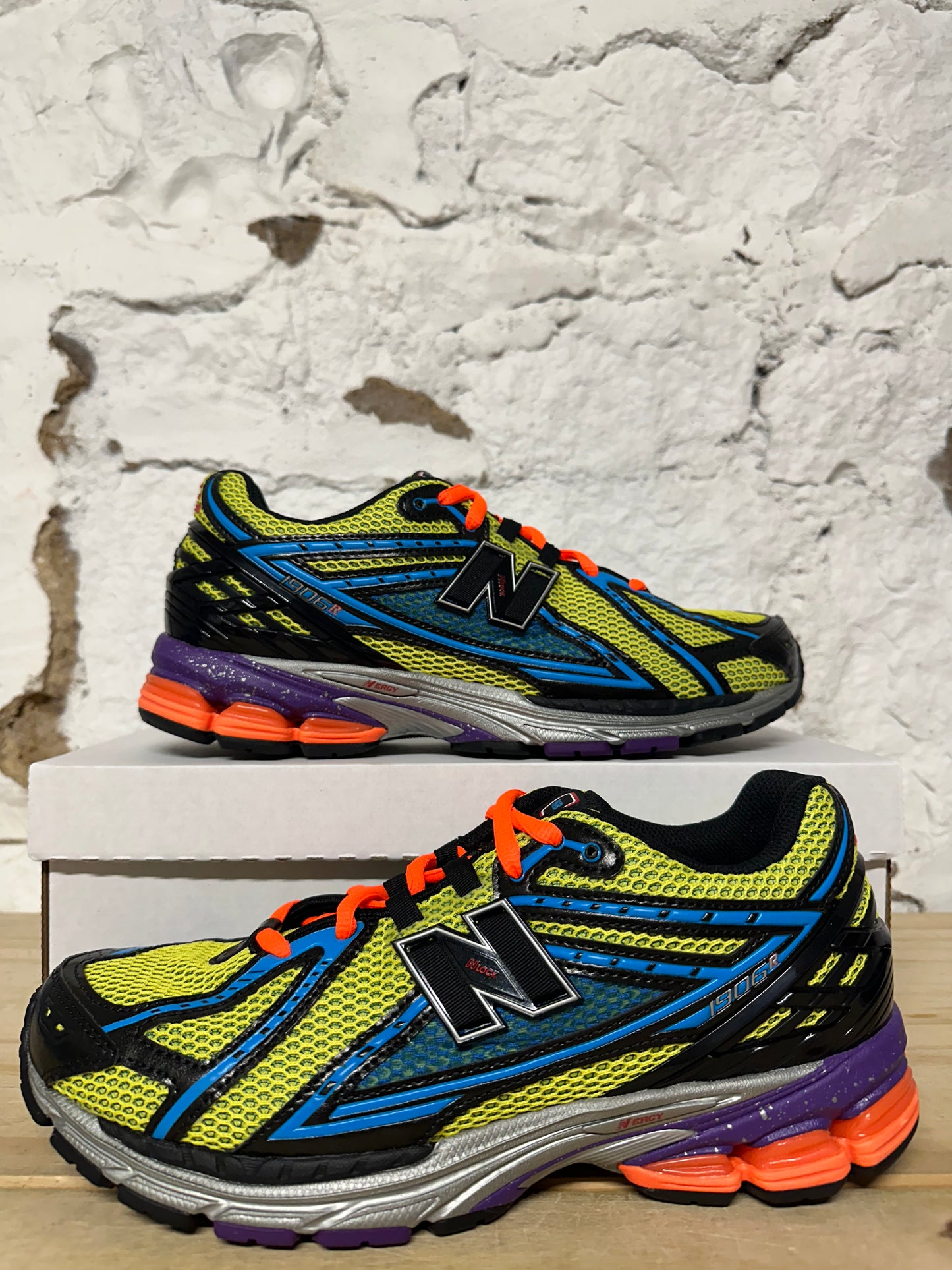 New Balance 1906R Neon Sz 11