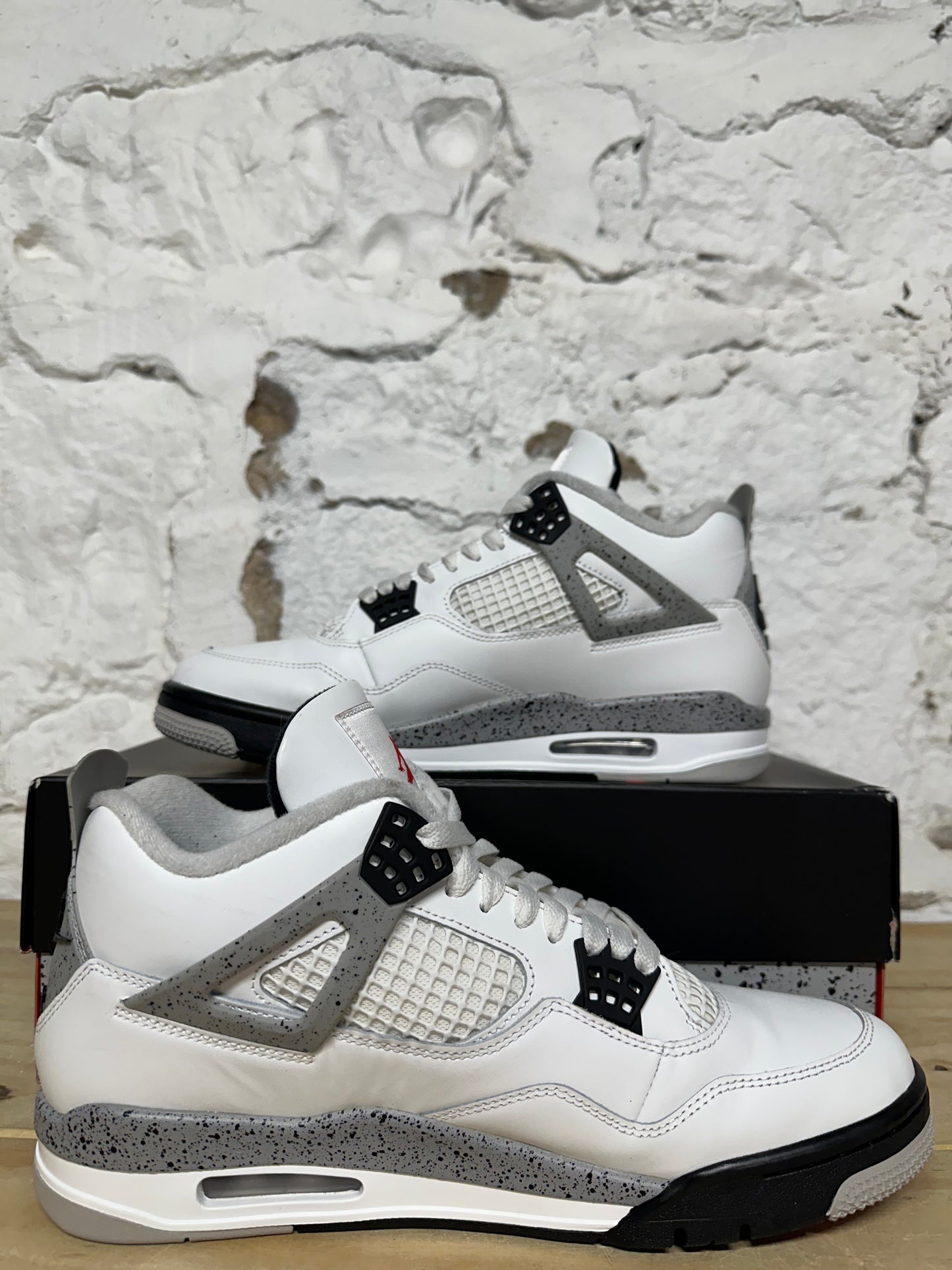 Air Jordan 4 White Cement Sz 10.5