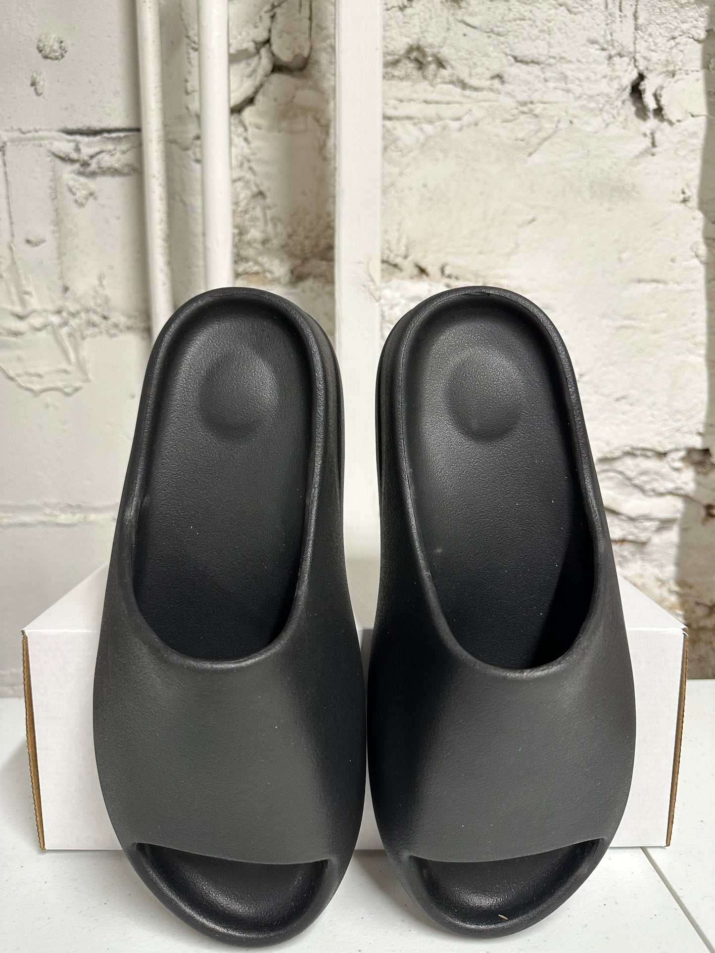 Kanye West Yeezy Slide YS 01 Black Sz 12 DS