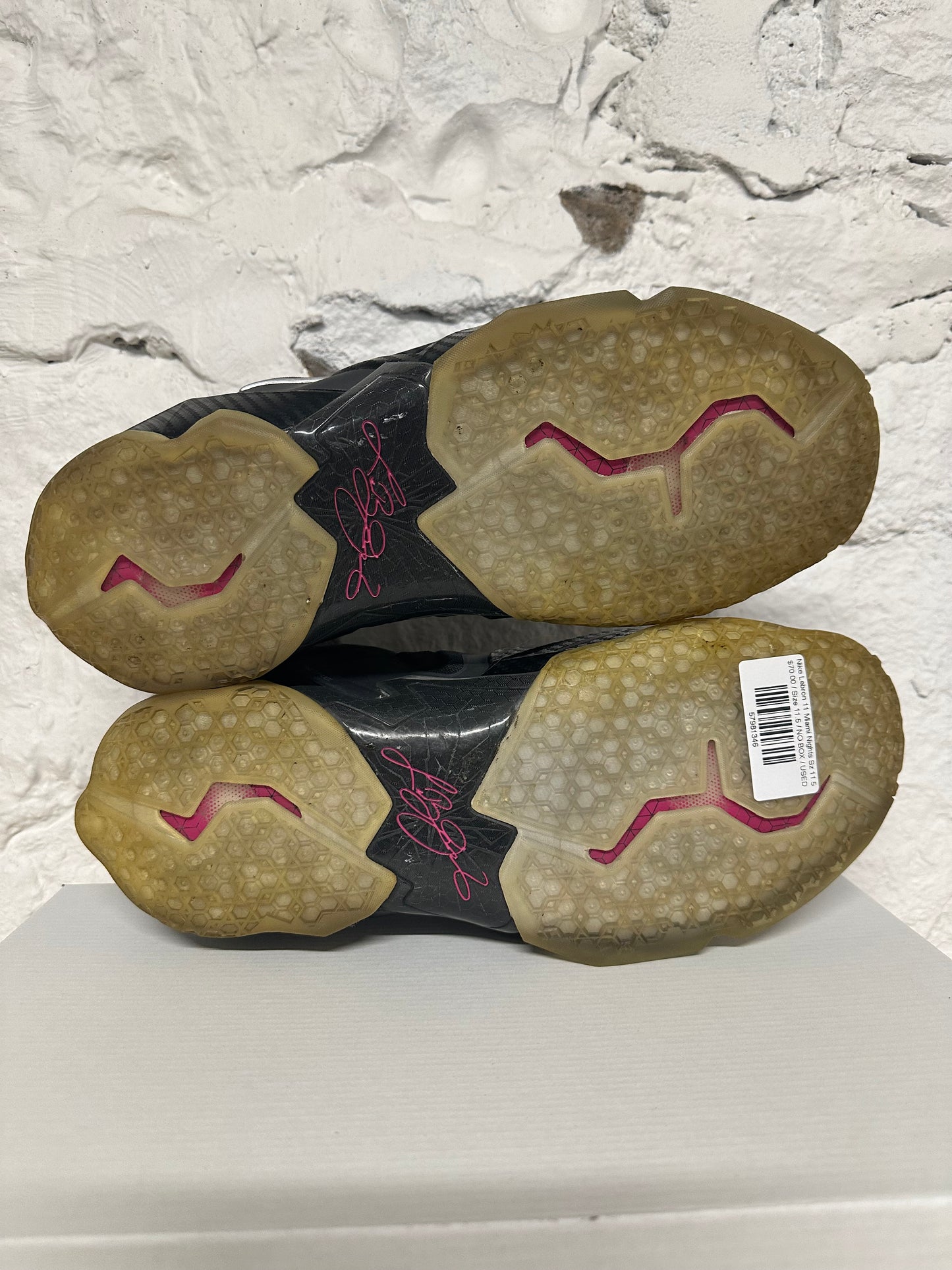 Nike LeBron 11 Miami Nights Sz 11.5