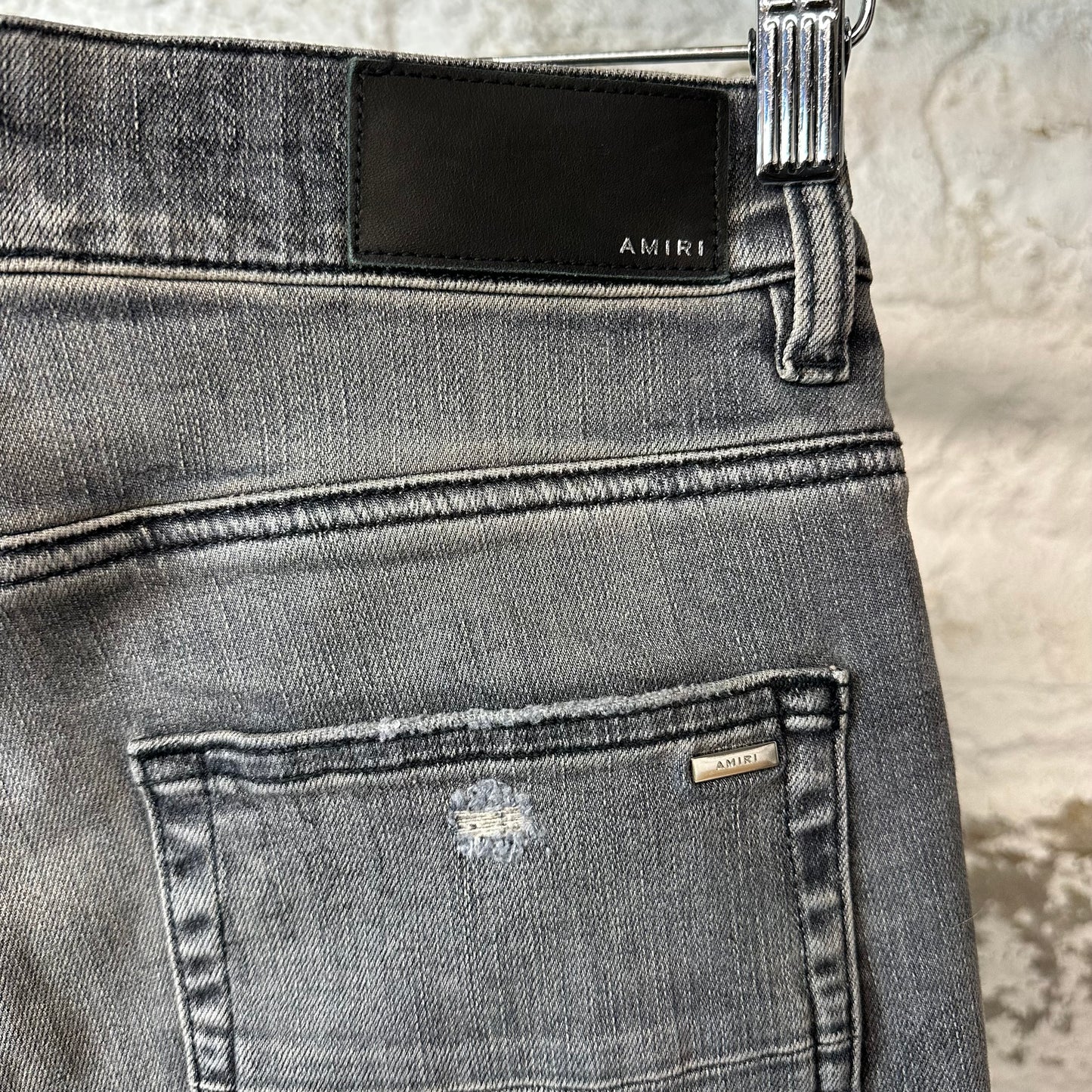 Amiri White Stencil Spell Grey Denim Jeans Sz 30