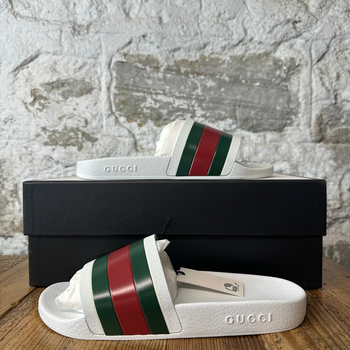 Gucci Pursuit 72 Rubber Slide Sz 8 DS
