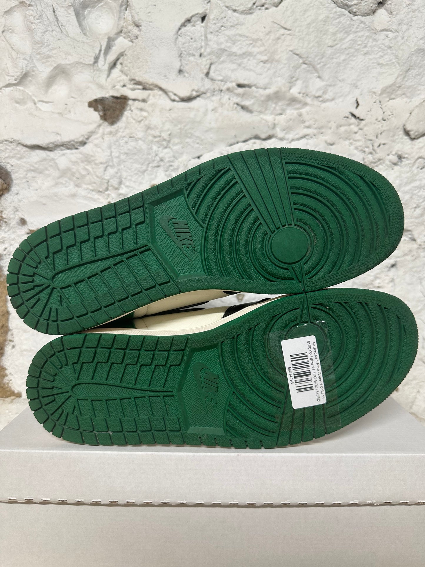 Air Jordan 1 High Pine Green Sz 11