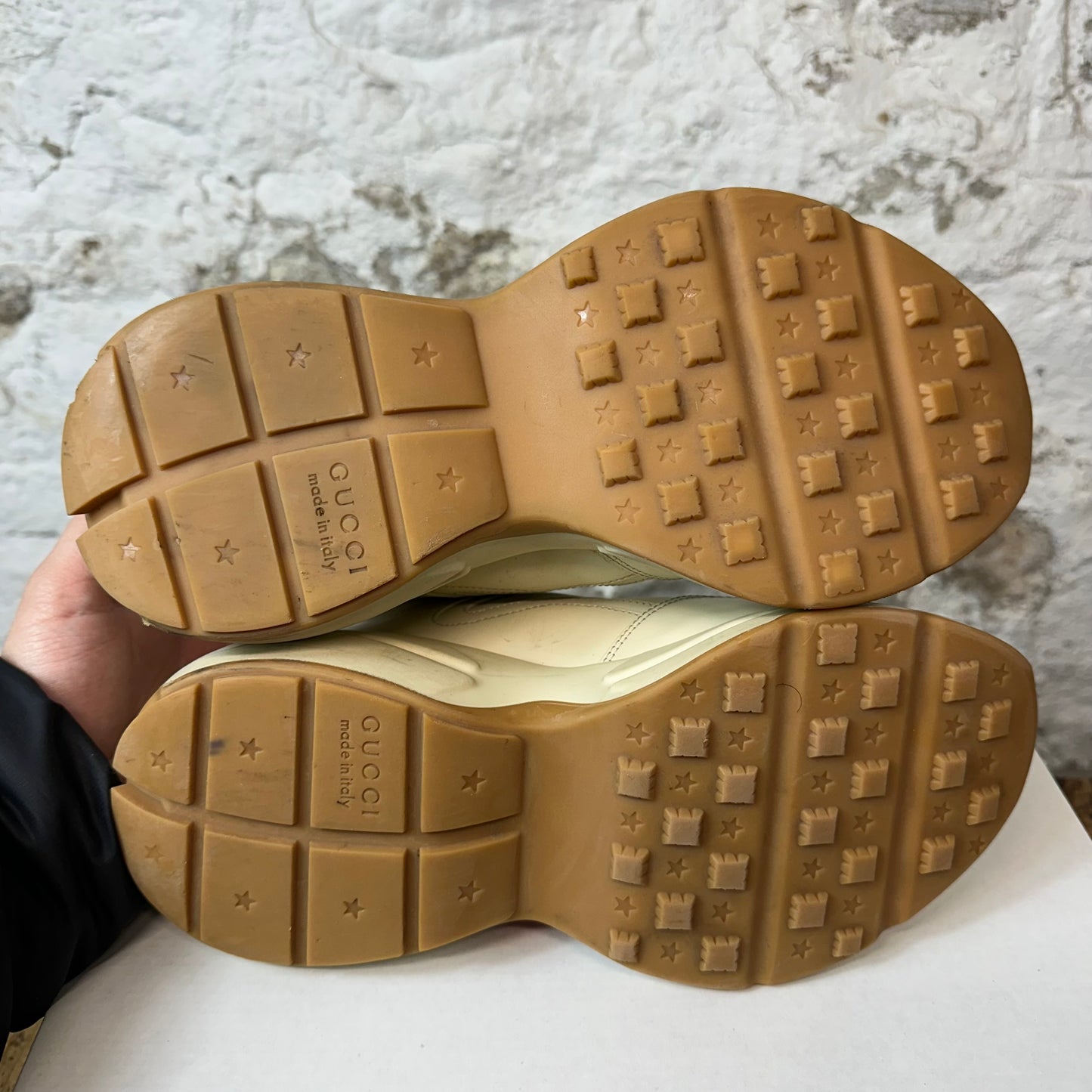 Gucci Rython Mickey Mouse Cream Sneaker Sz 6 No Box