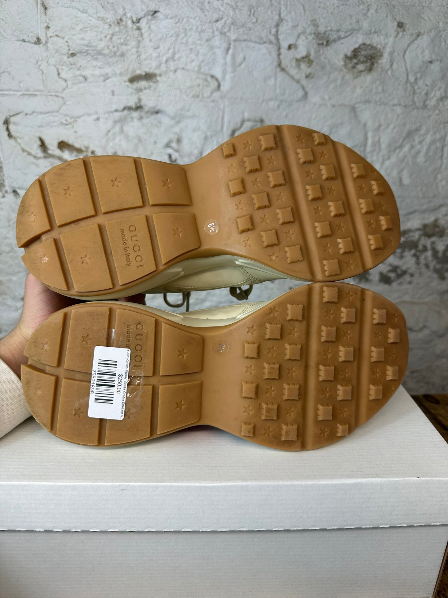 Gucci Rython Mickey Mouse Cream Sneaker Sz 8.5 No Box