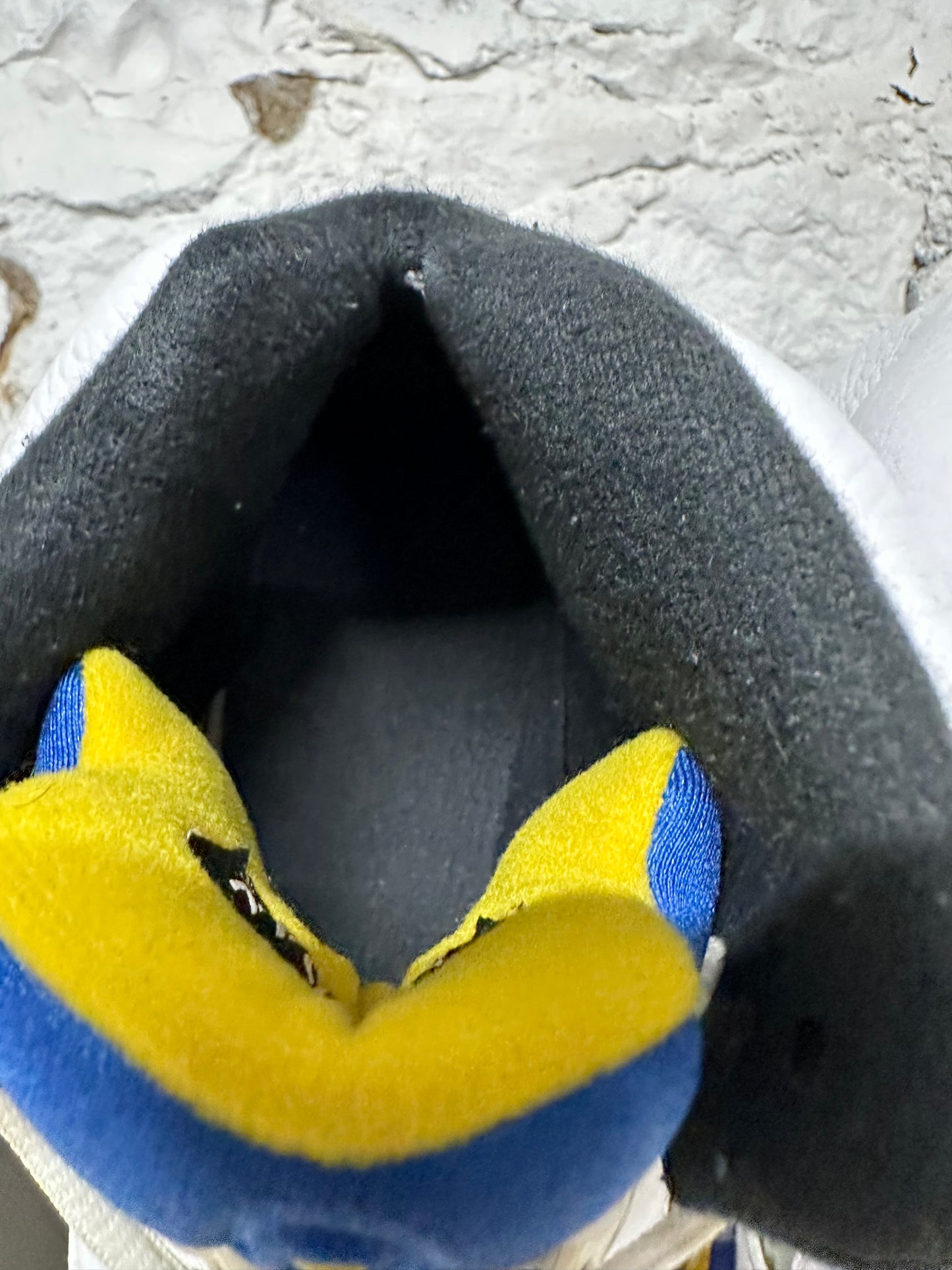 Air Jordan 5 Laney Sz 11.5