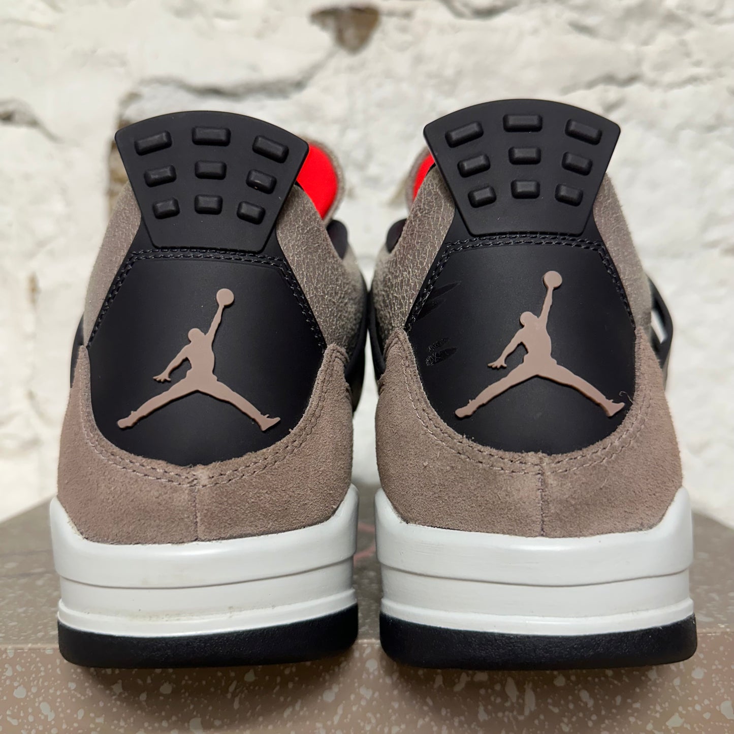 Air Jordan 4 Taupe Haze Sz 12