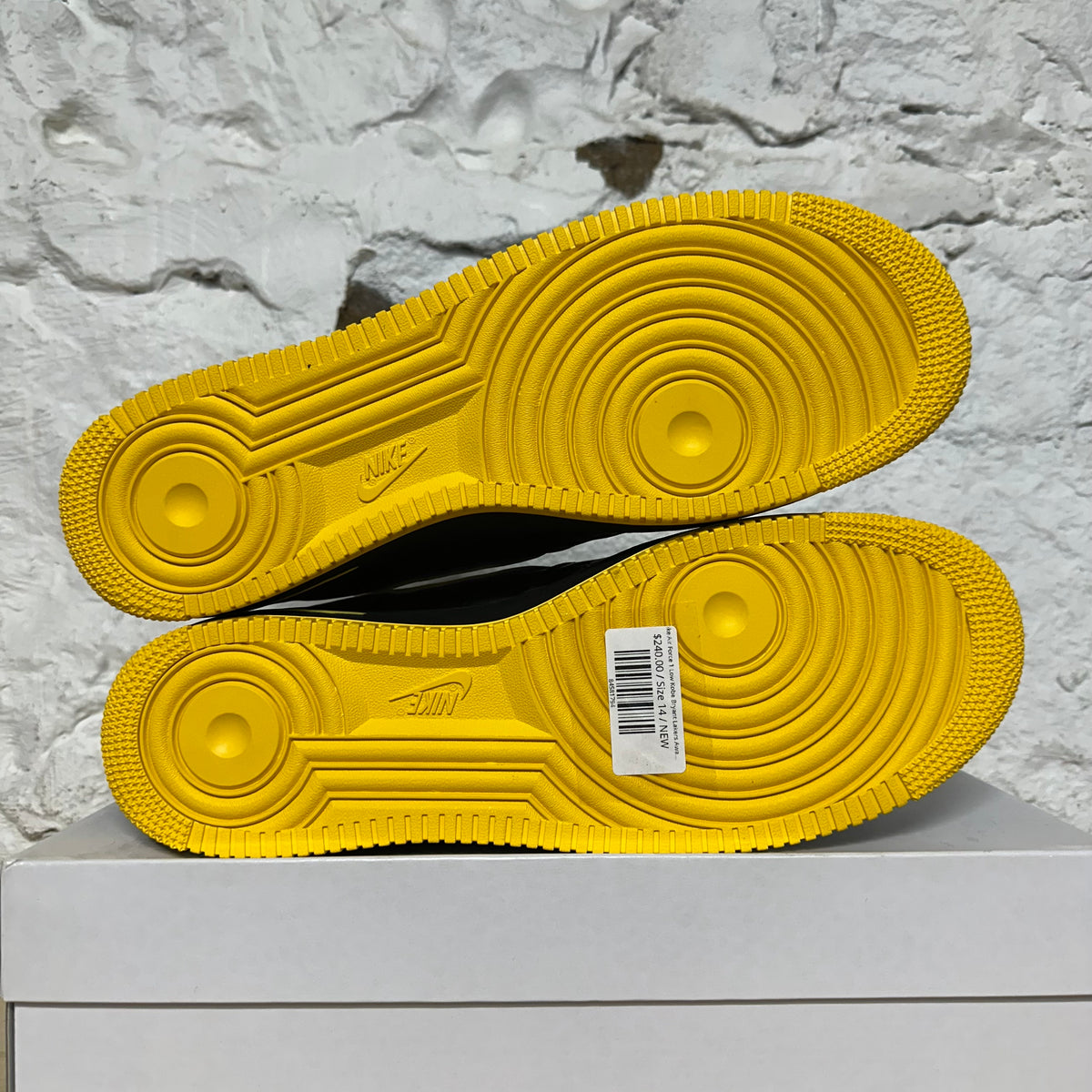 Nike Air Force 1 Low Kobe Bryant Lakers Away (Numbered Editon) Sz 14 DS
