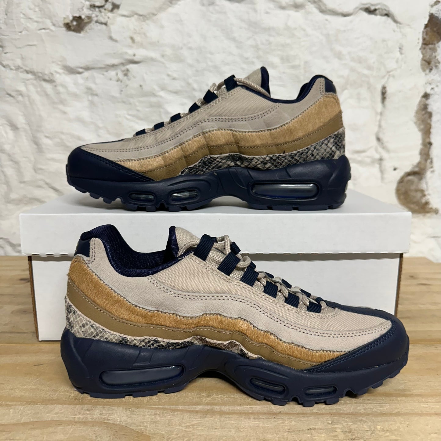 Nike Air Max 95 Snakeskin Sz 7.5 DS