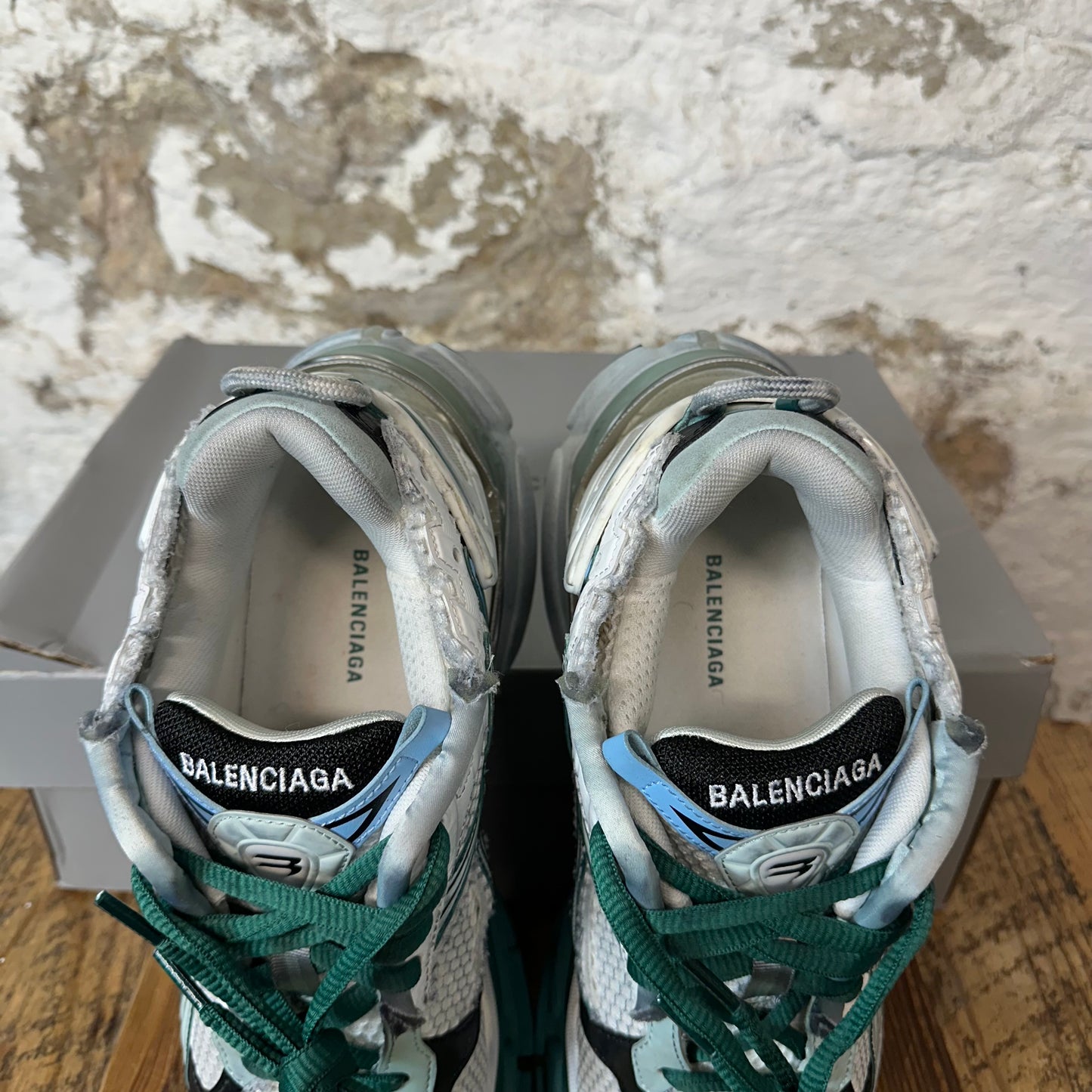 Balenciaga Runner White Green Blue Sneaker Sz 10 (43)