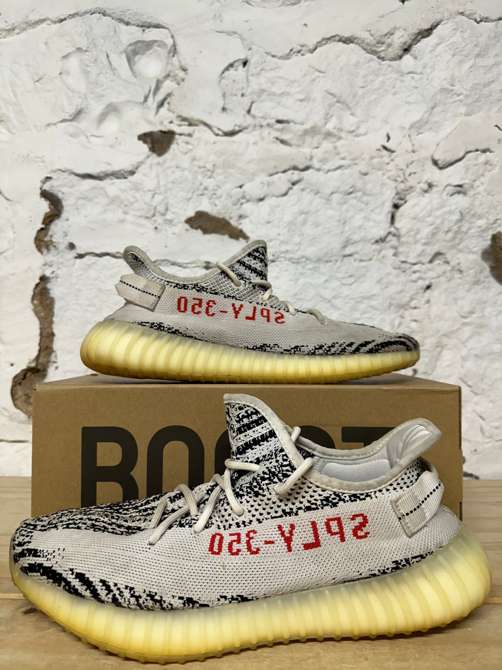 Yeezy 350 V2 Zebra Sz 10.5