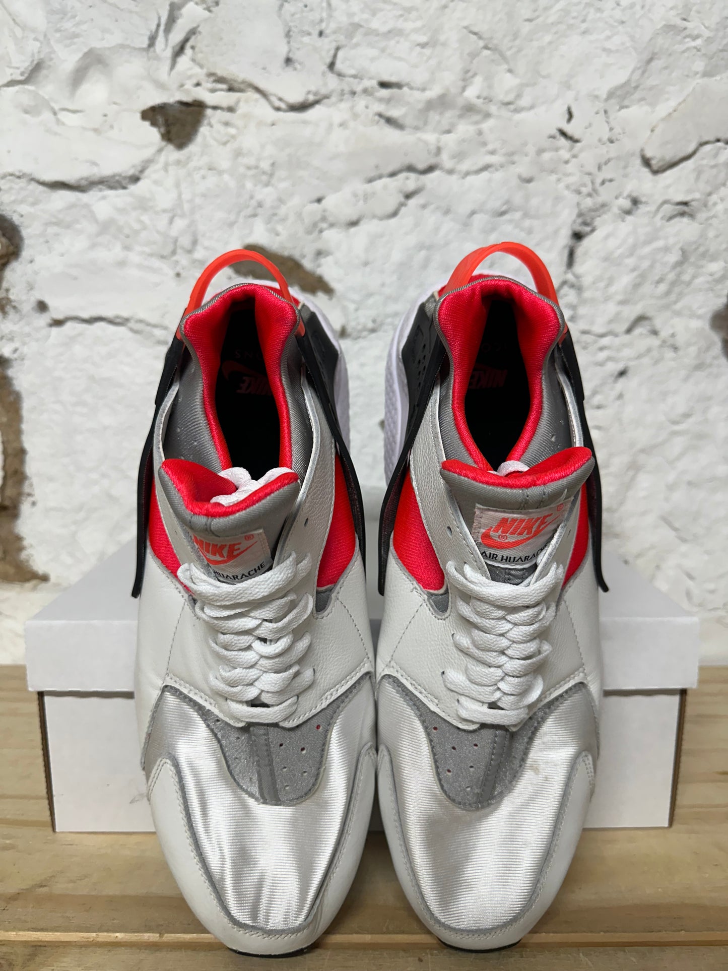 Nike Air Huarache Infrared Sz 13