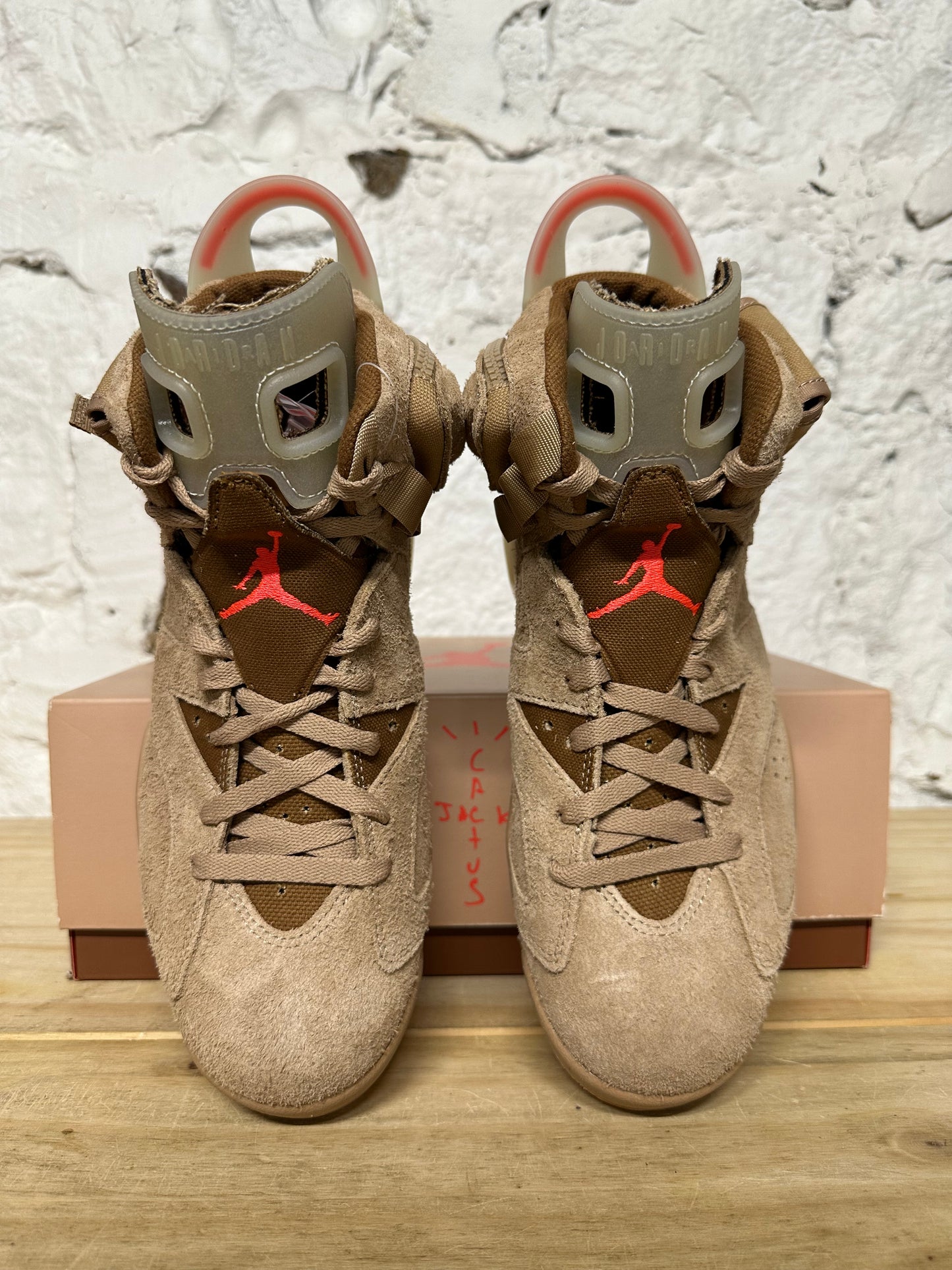 Air Jordan 6 Travis Scott Khaki Sz 9 DS