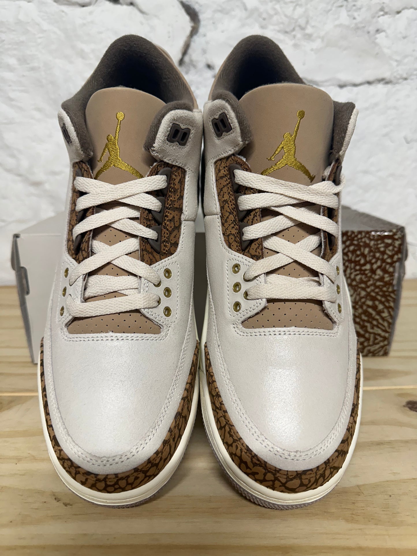 Air Jordan 3 Palomino Sz 9.5 DS