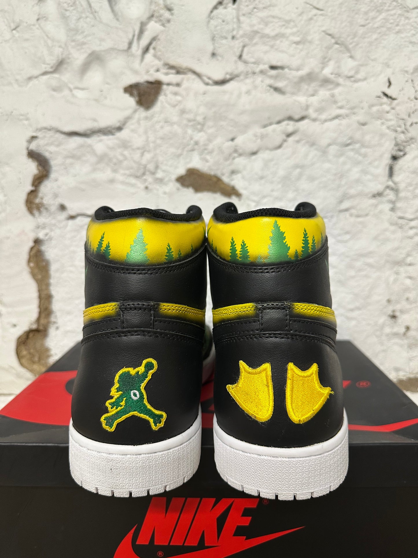 Air Jordan 1 High Yin Yang (Oregon Custom) Sz 14 DS