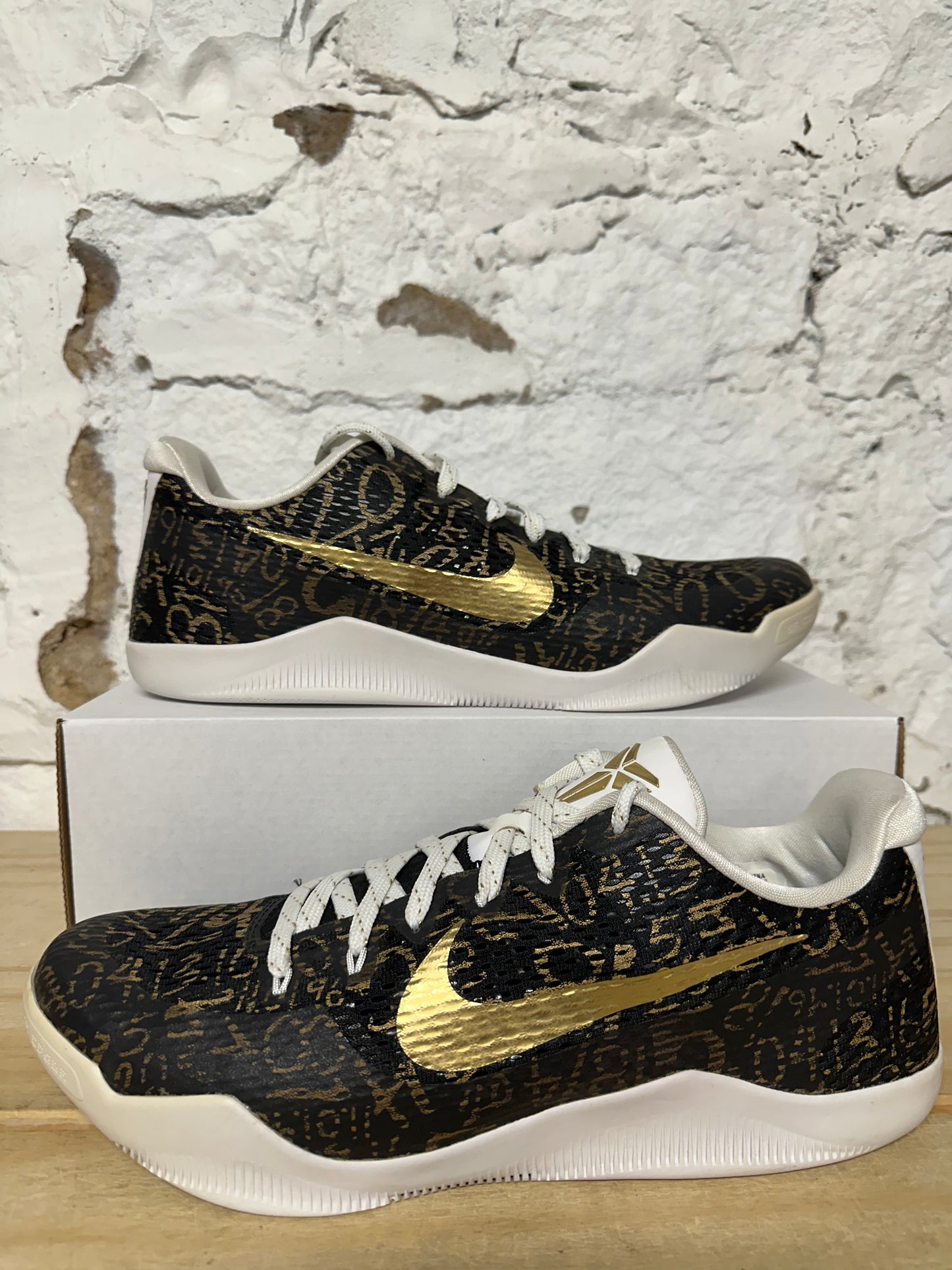 Nike Kobe 11 Elite Low ID Mamba Day Sz 14